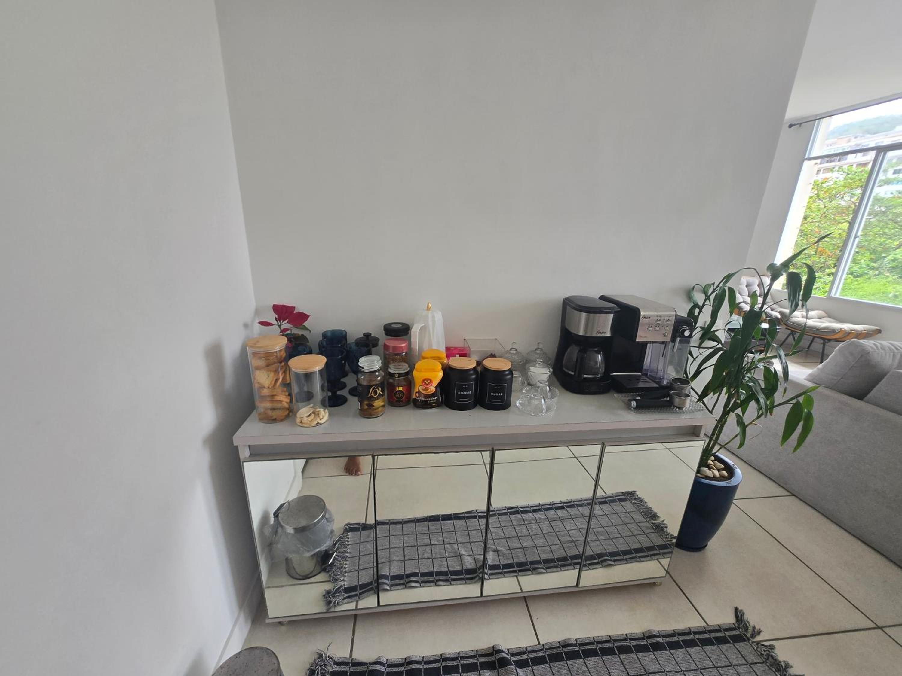 Apartamento espaçoso com vista mar Copacabana