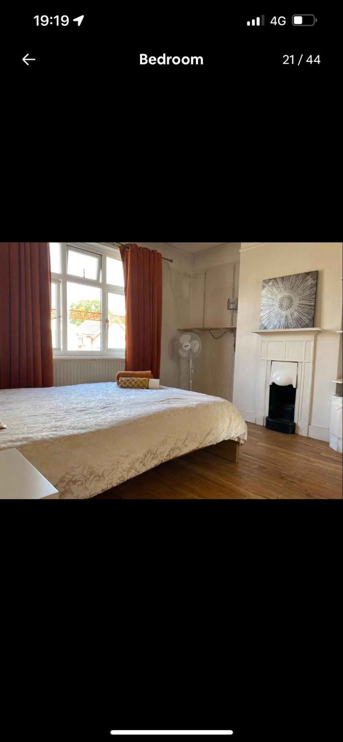 Single Bedroom in house, ideal for solo travellers work stays or visiting family locally