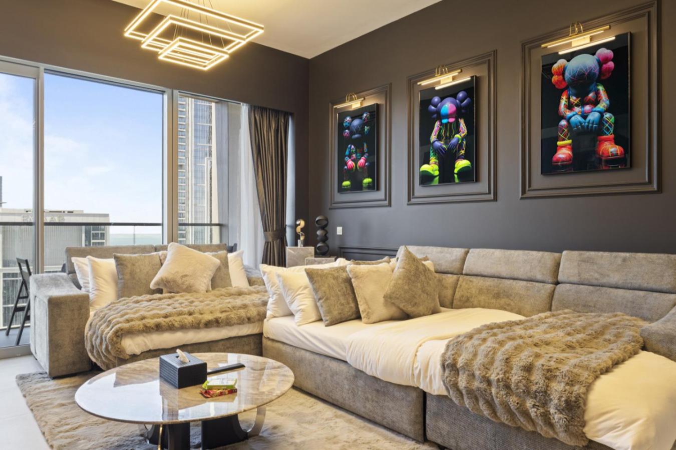 Luxury 1-Bedroom, High-Floor, Skyline Views