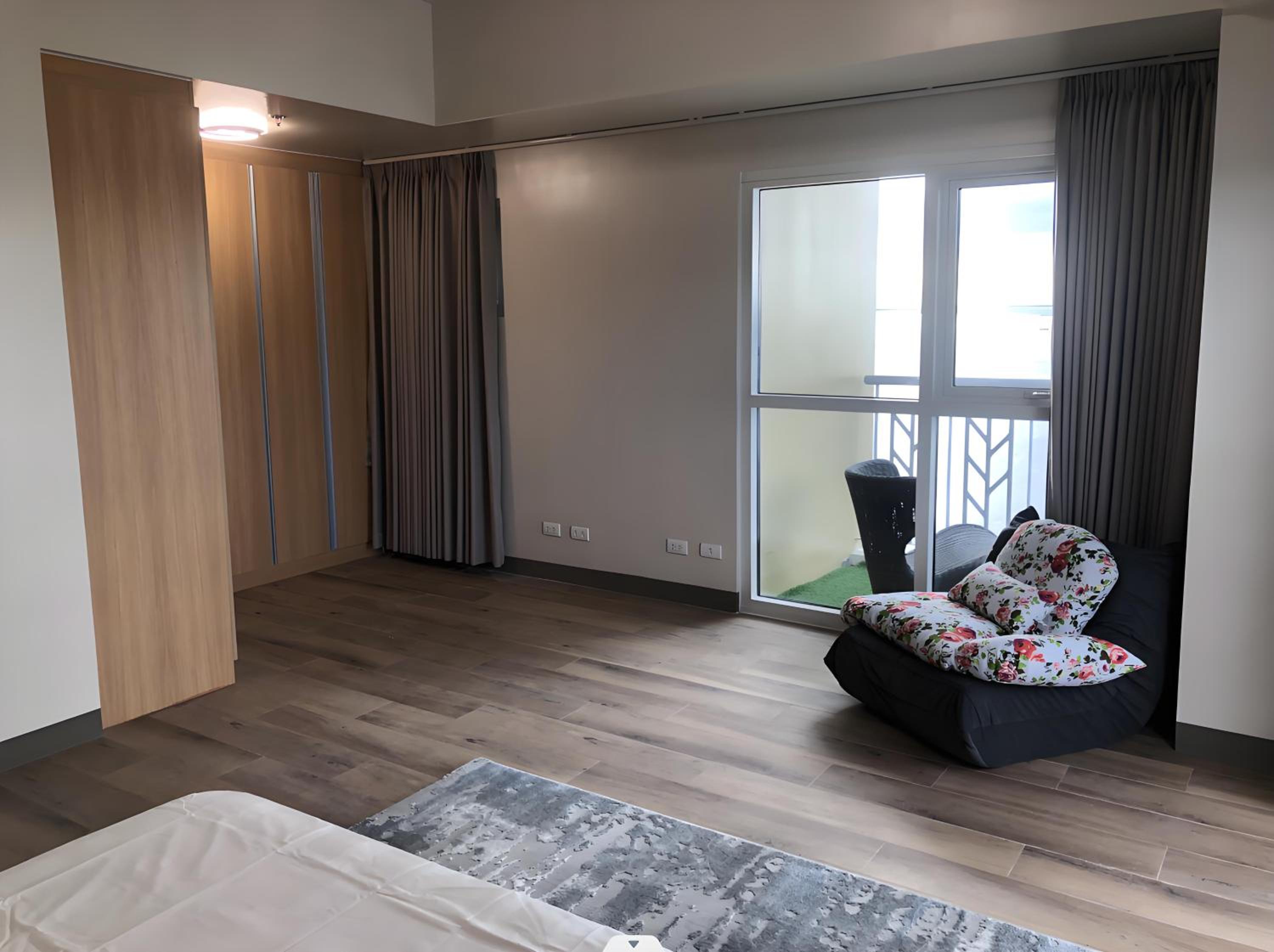 175 Sqm Luxurious Modern 3 Bedrooms Facing Manila Bay Sunset, Airports, Okada, Solaire, MOA