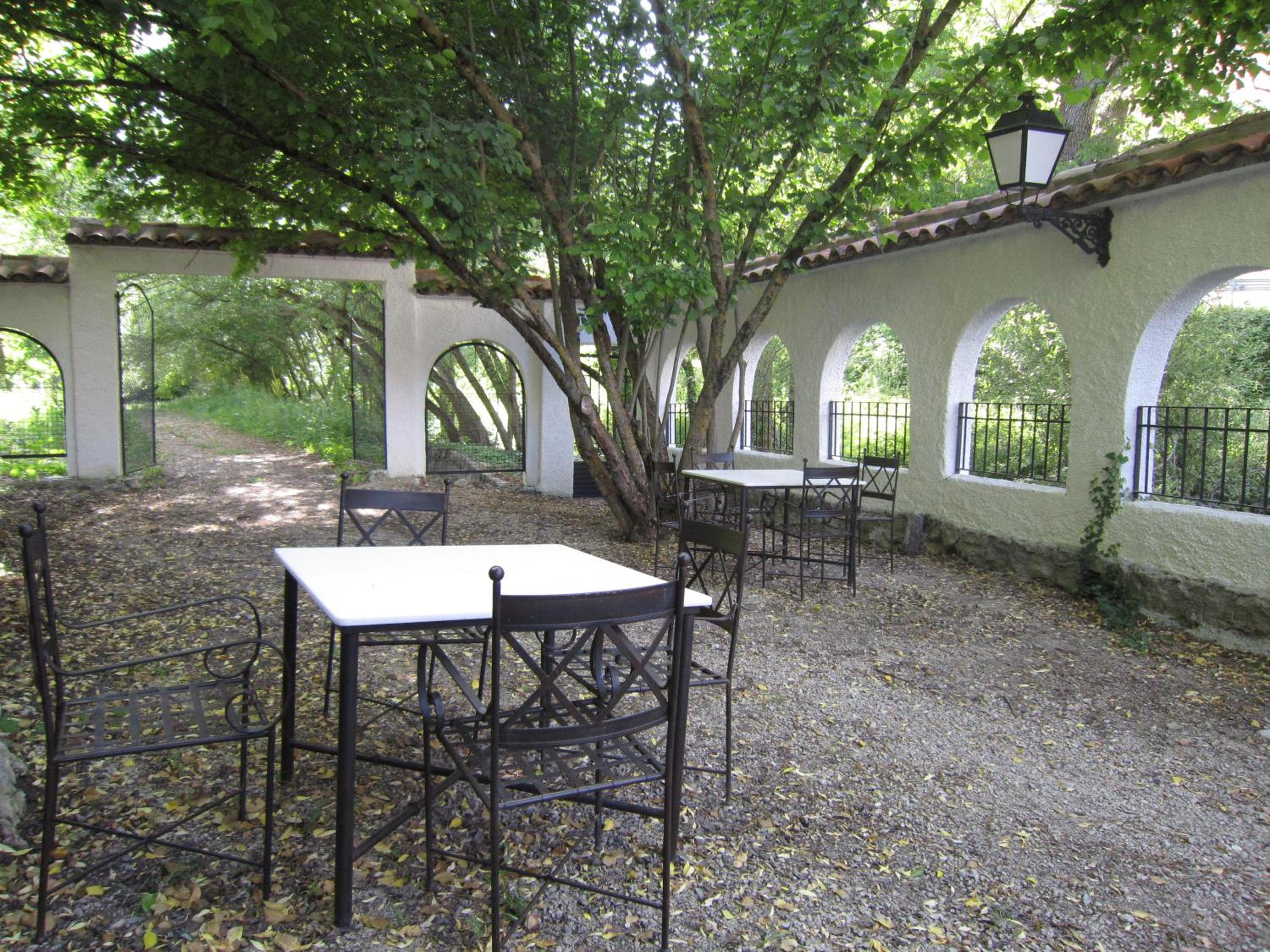 Photo 12