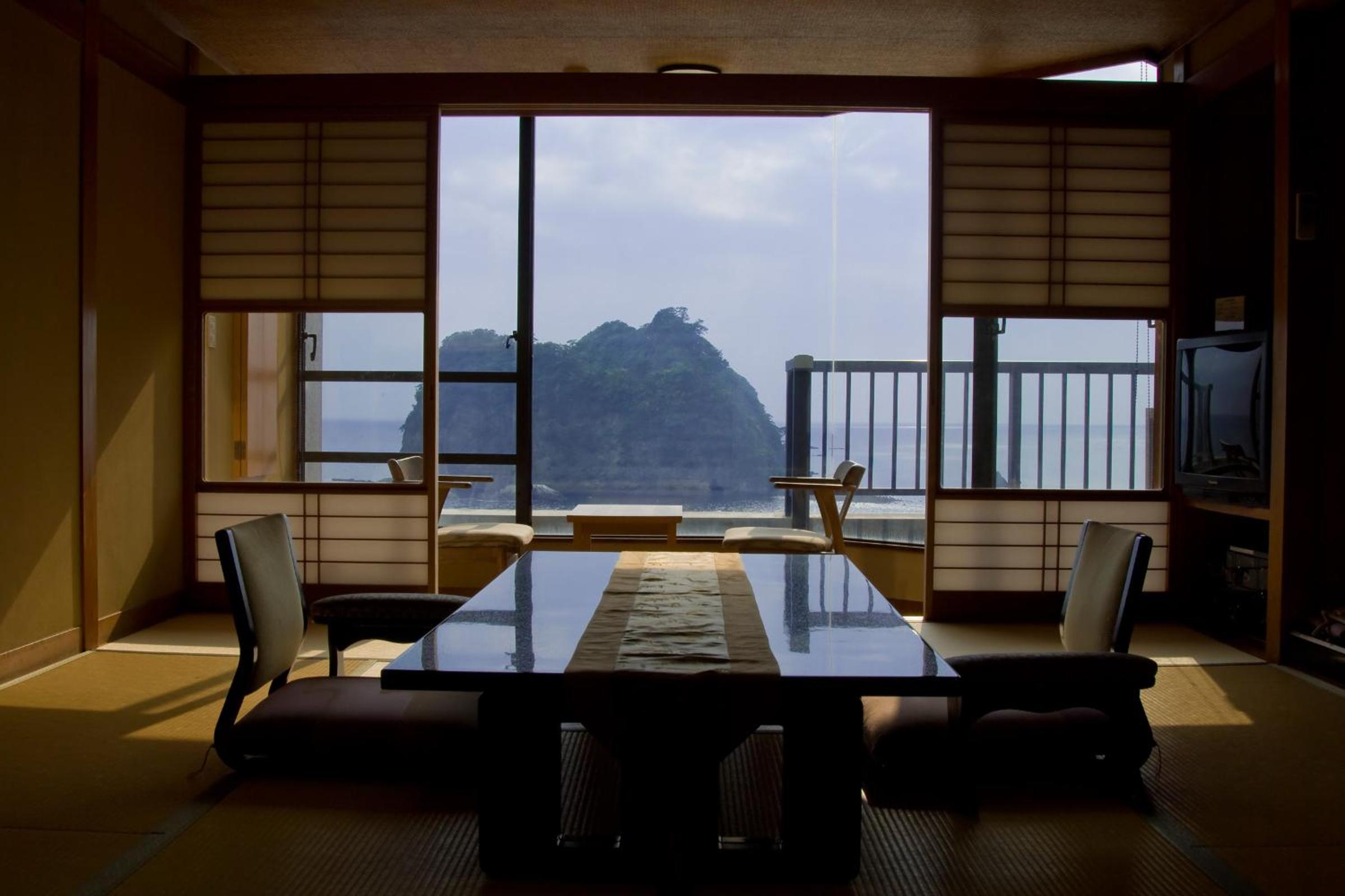 UmibenokakureyuSEIRYU海辺のかくれ湯清流