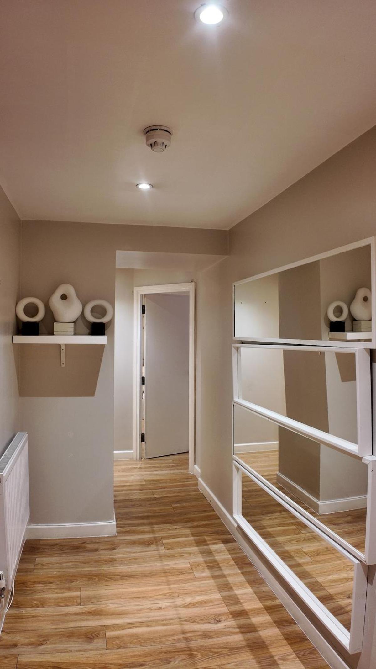 3 BHK Apt Haymarket Leicester Square Soho HY04