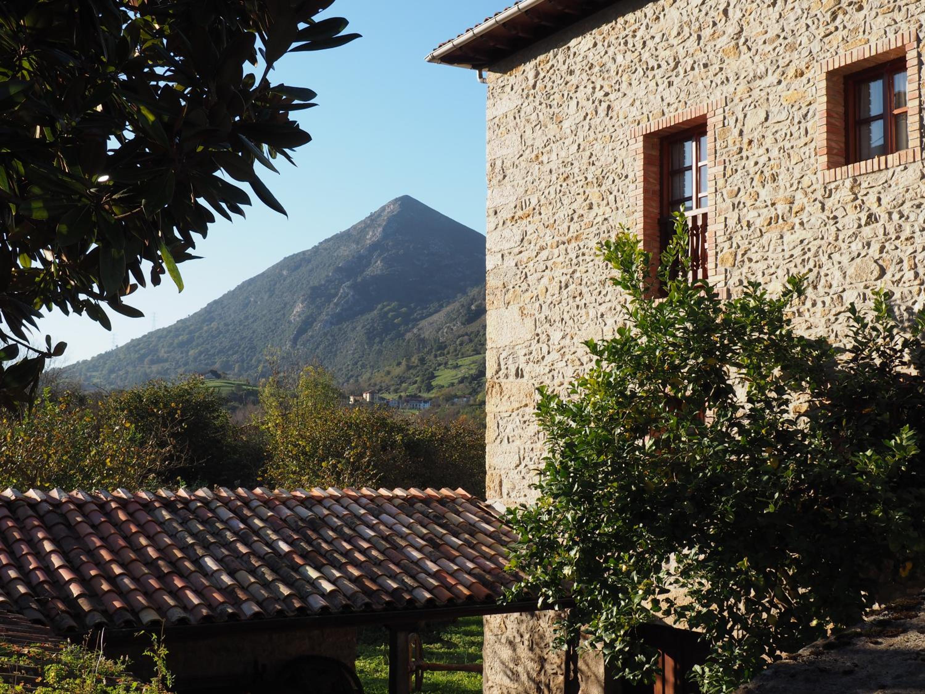 Casa Rural La Roza 12 view 2