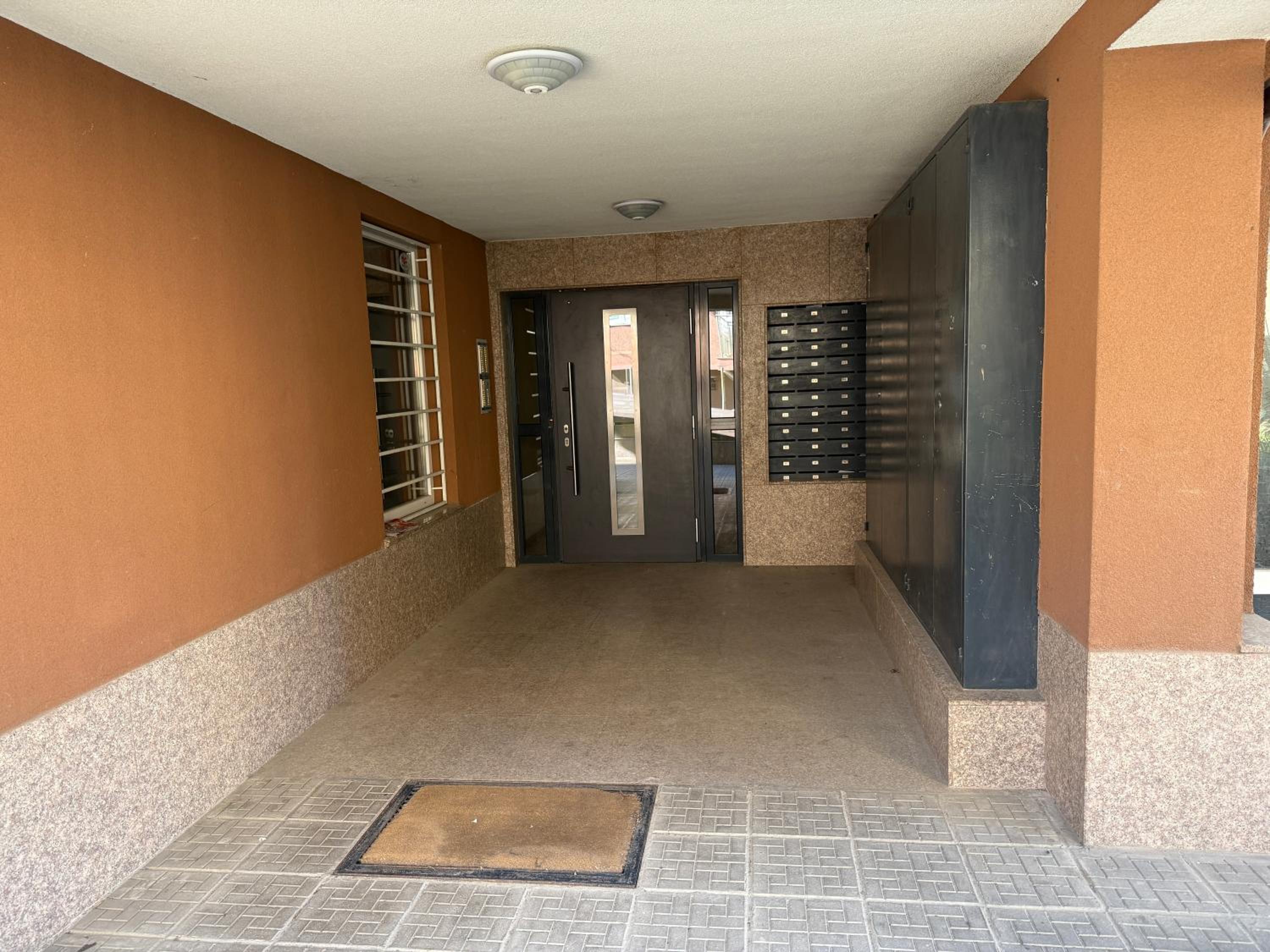 Apartment near Vitosha mountain, self check-in, with underground parking
