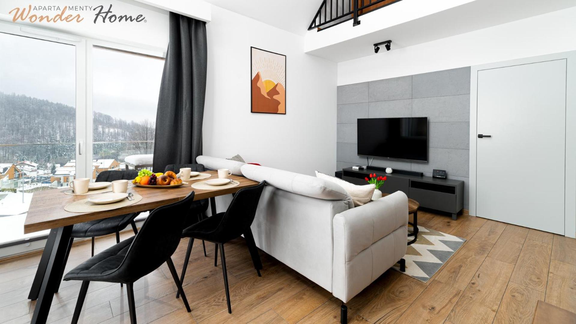 Wonder Home - Domki Hillside tuż przy stoku narciarskim - na terenie kompleksu plac zabaw i zewnętrzna siłownia, sklep, parking