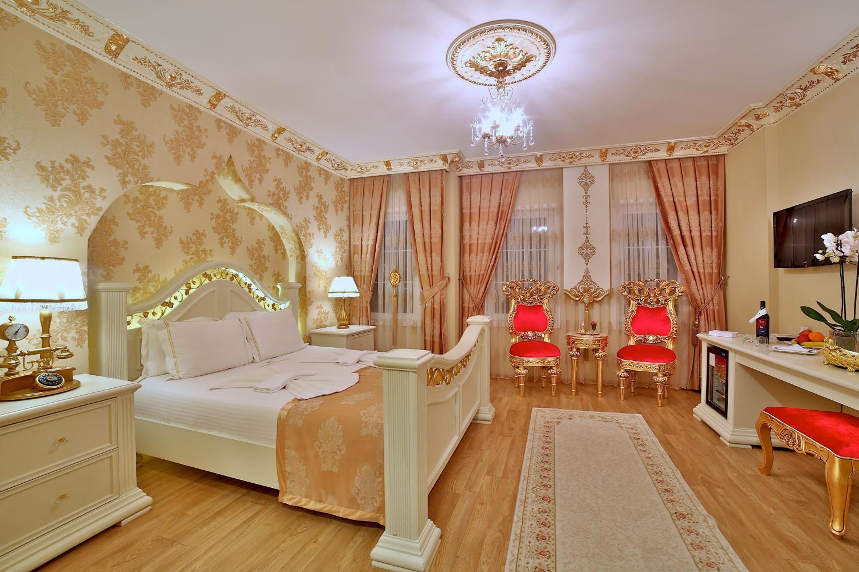 White House Hotel Istanbul - Image 7