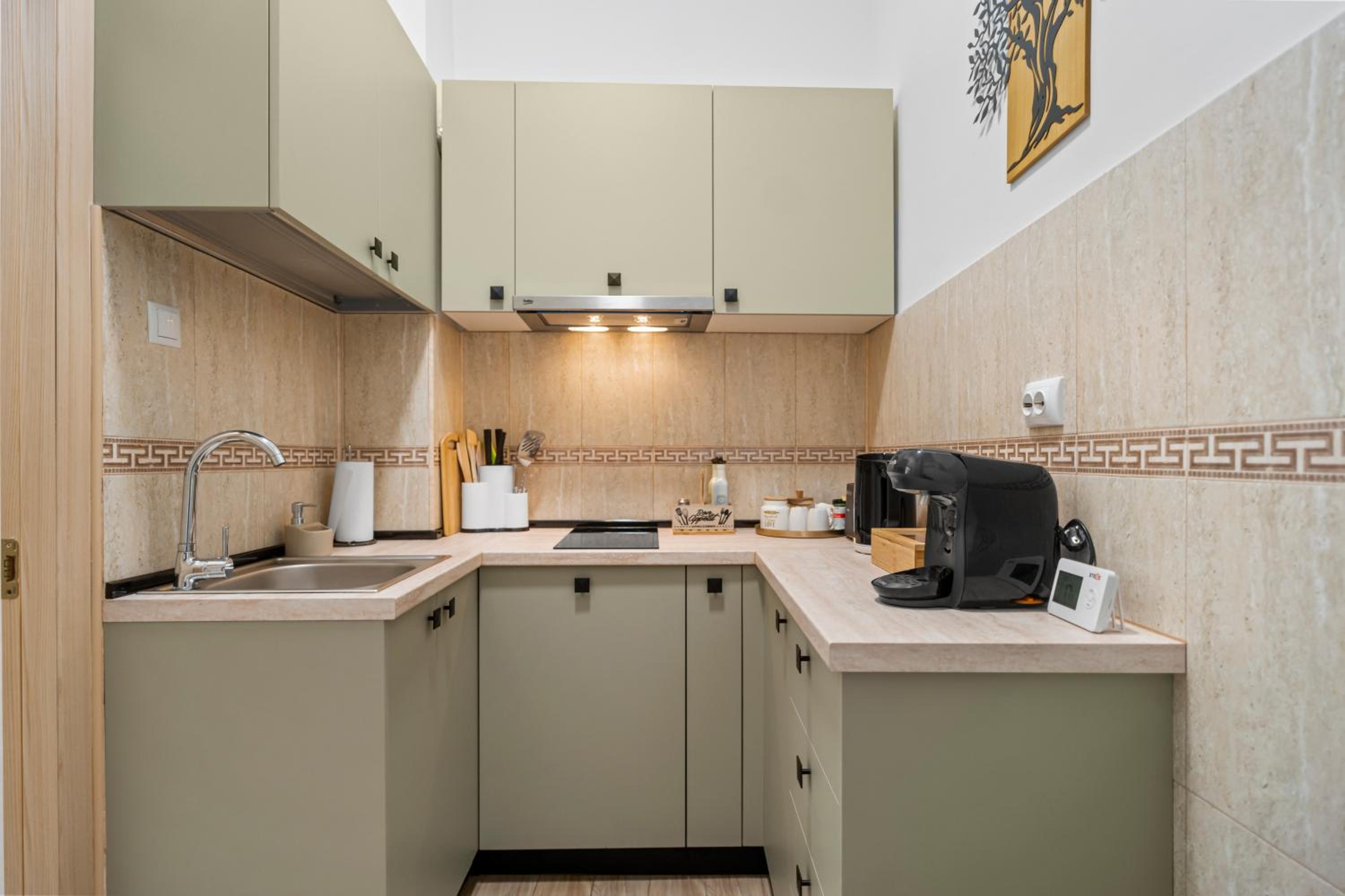 Central Luxury Apartments with Private Garden & Parking