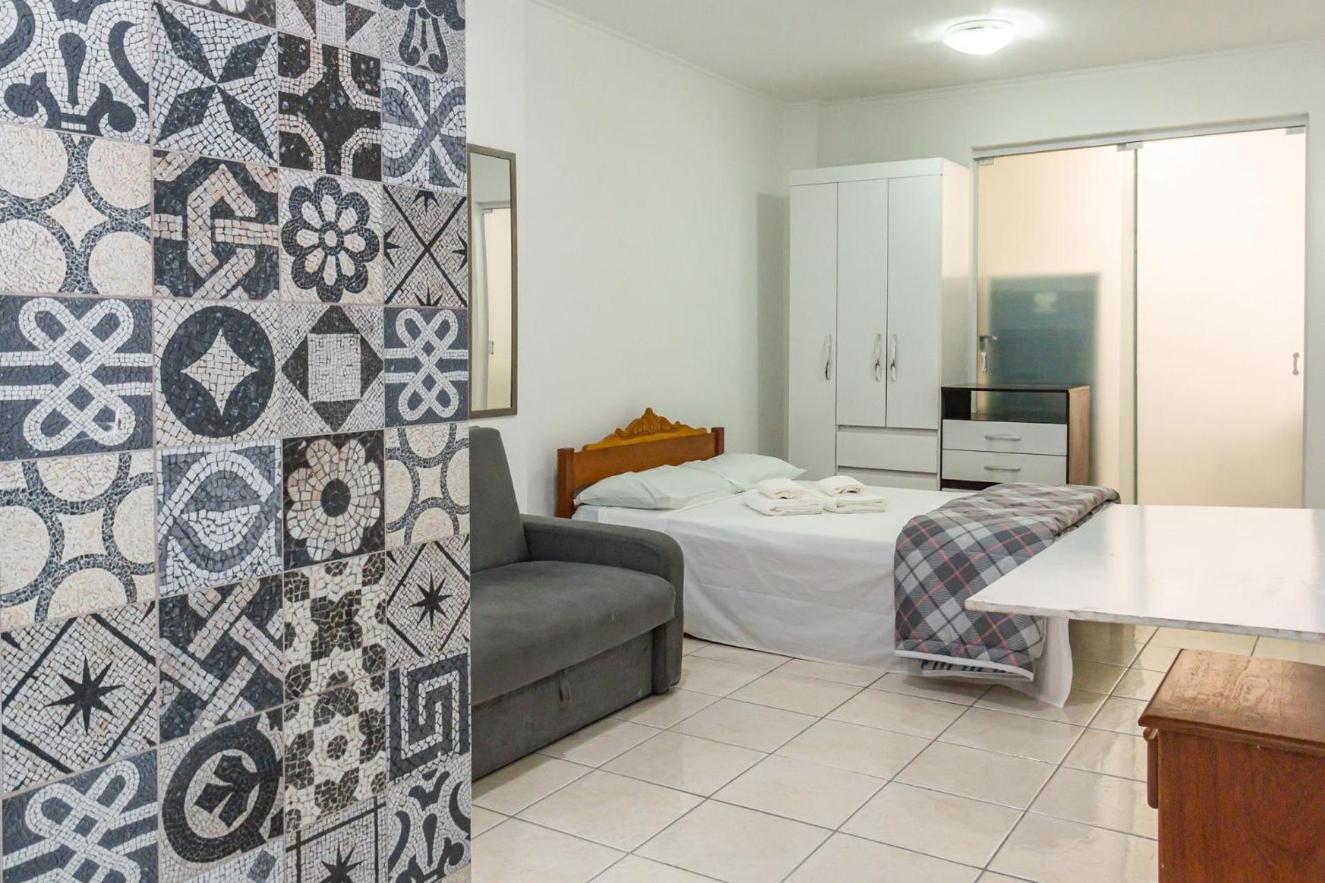 Custo Benefício, 100 metros da Praia, Bc P880