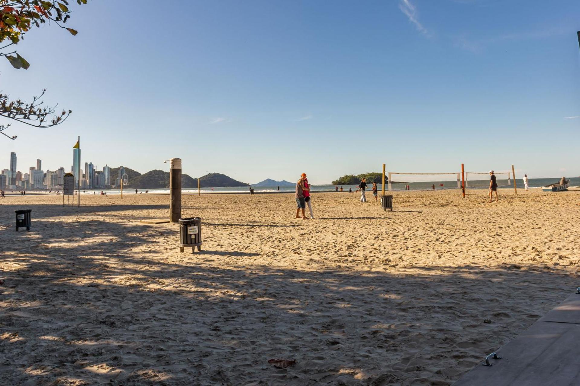 Custo Benefício, 100 metros da Praia, Bc P880