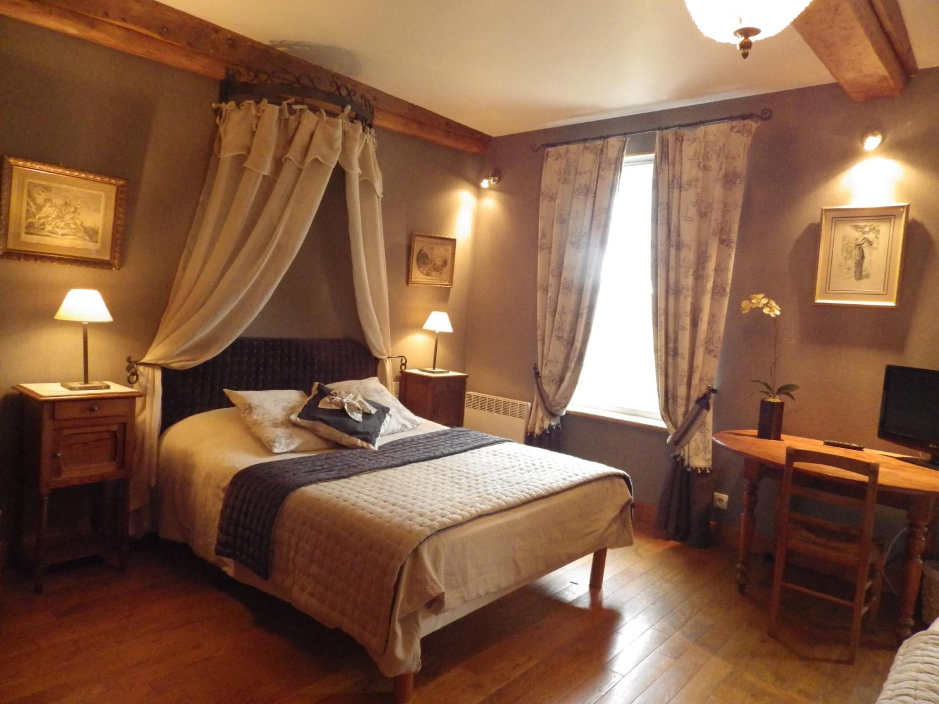Ferme Clatot view 3