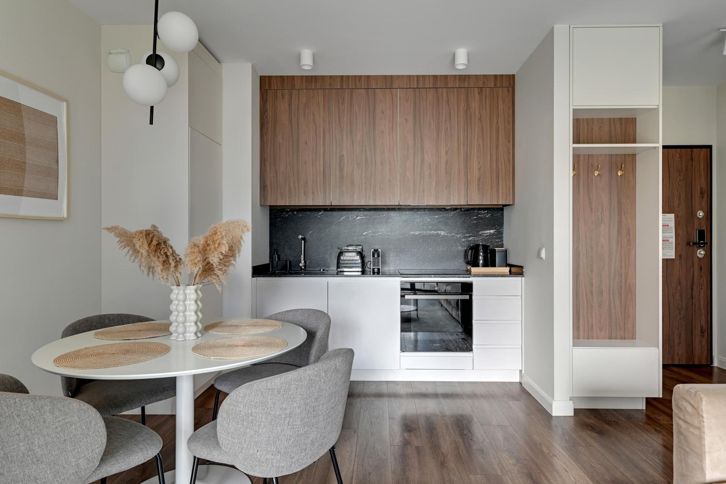 Scala City Center Apartments by Lion Apartments