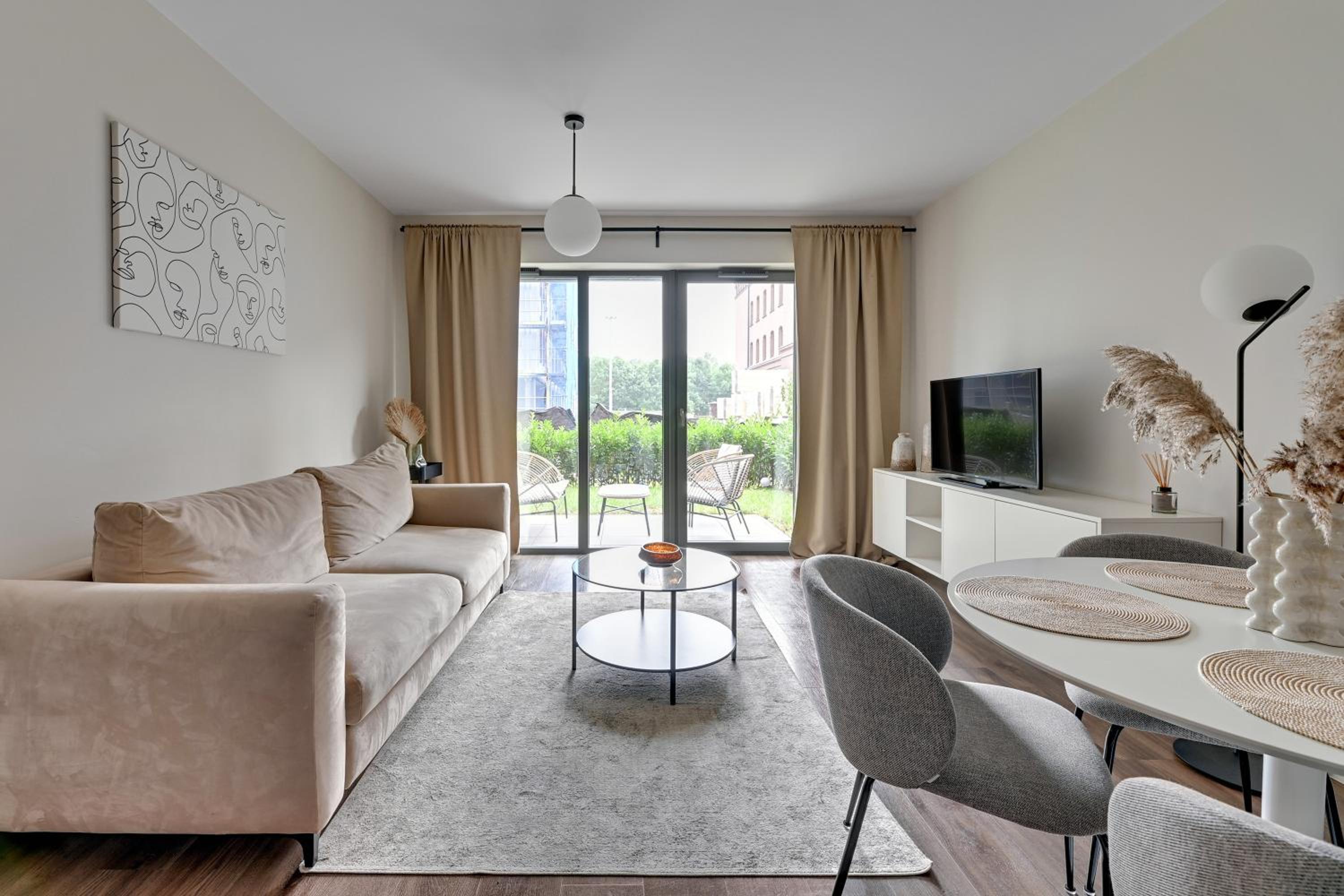 Scala City Center Apartments by Lion Apartments