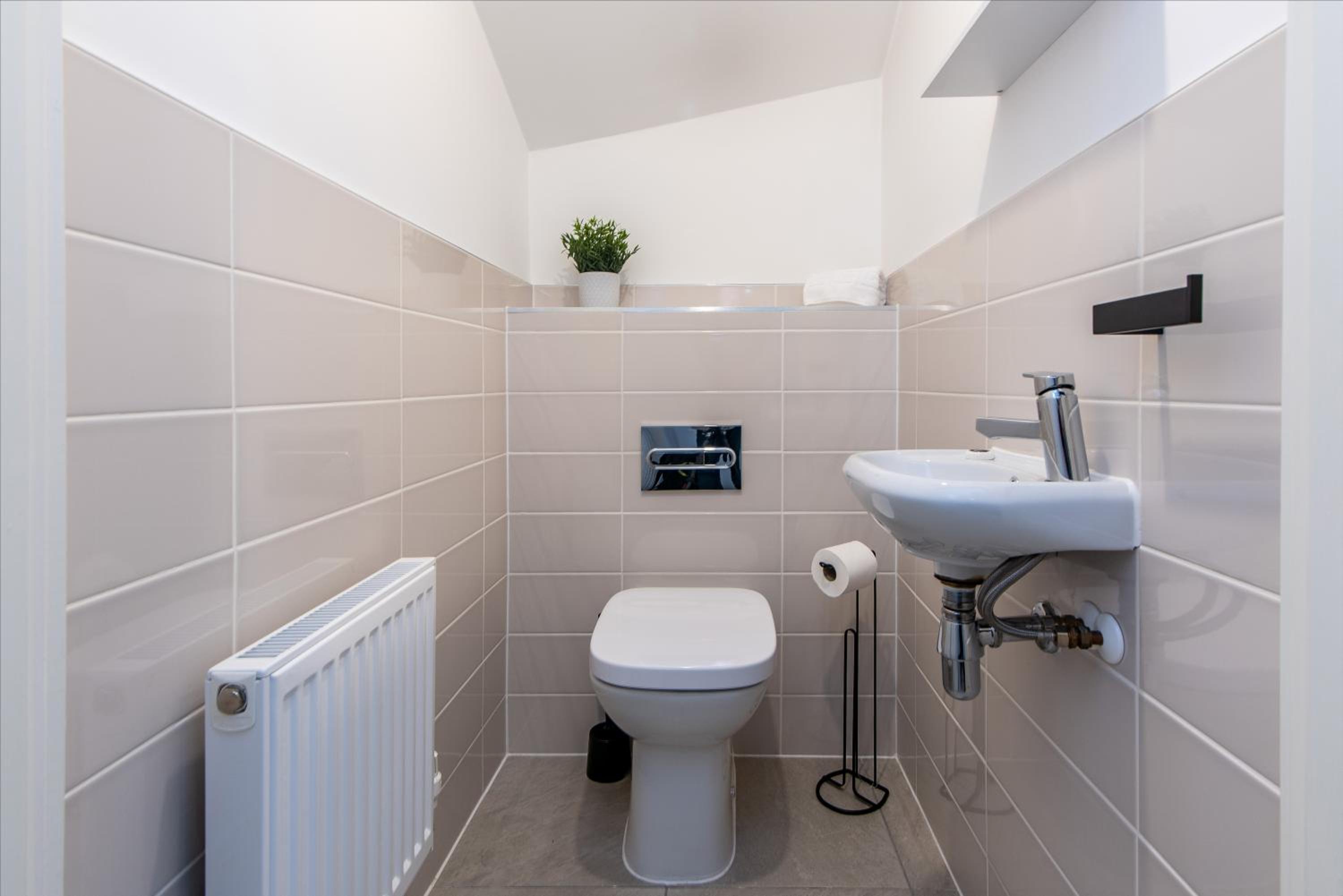 2-Bed Home in Quiet Neighborhood with Parking & Wifi