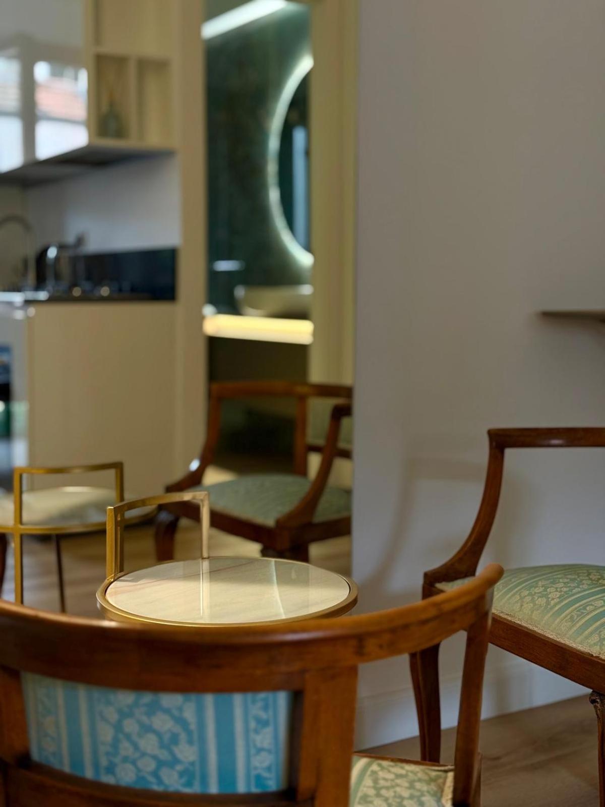 Casa Estia - MiCo, Fiera Milano, CityLife, San Siro, Metro 2 min - Refined Historic Apartment