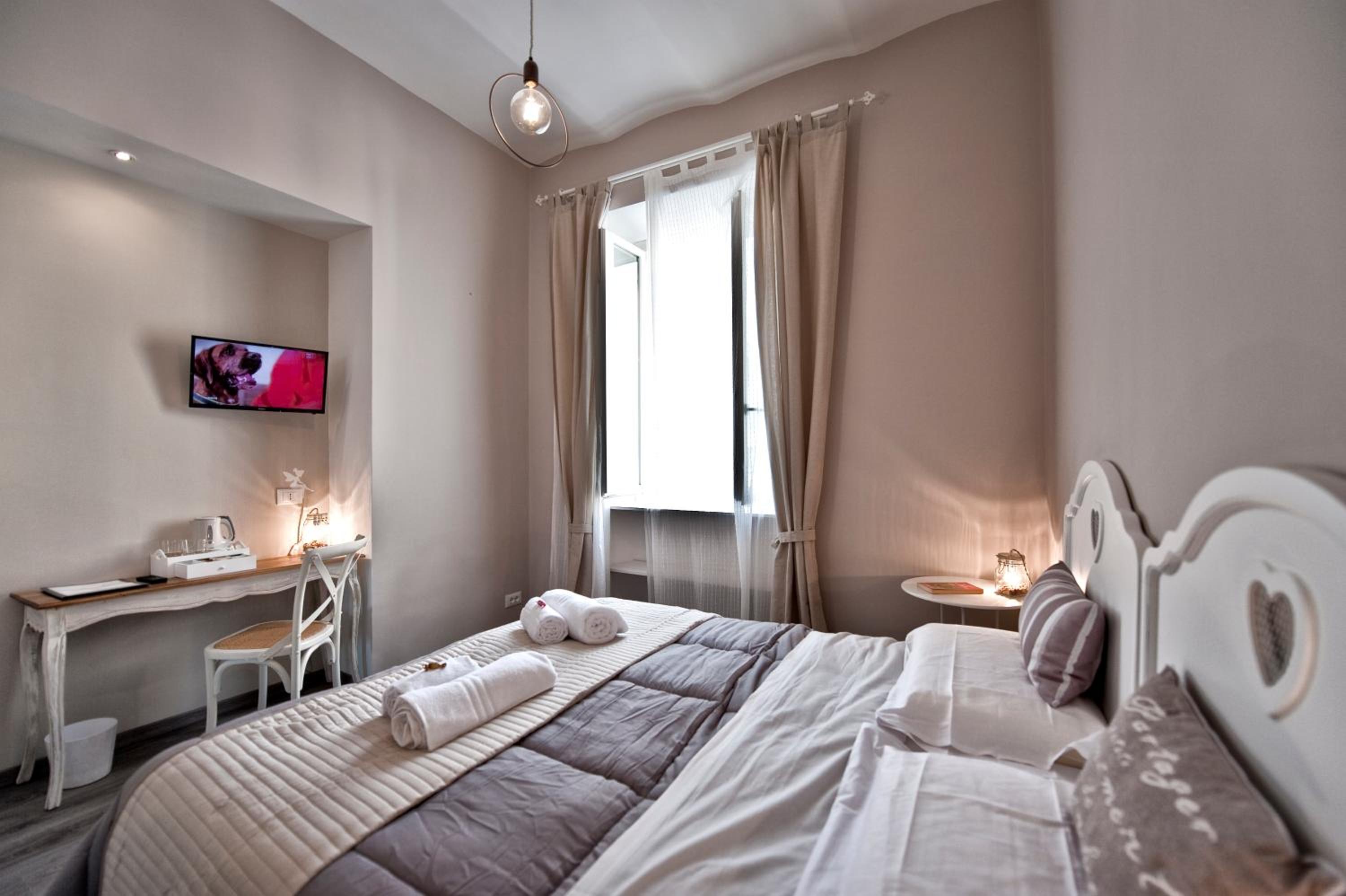 TinkerBell GuestHouse