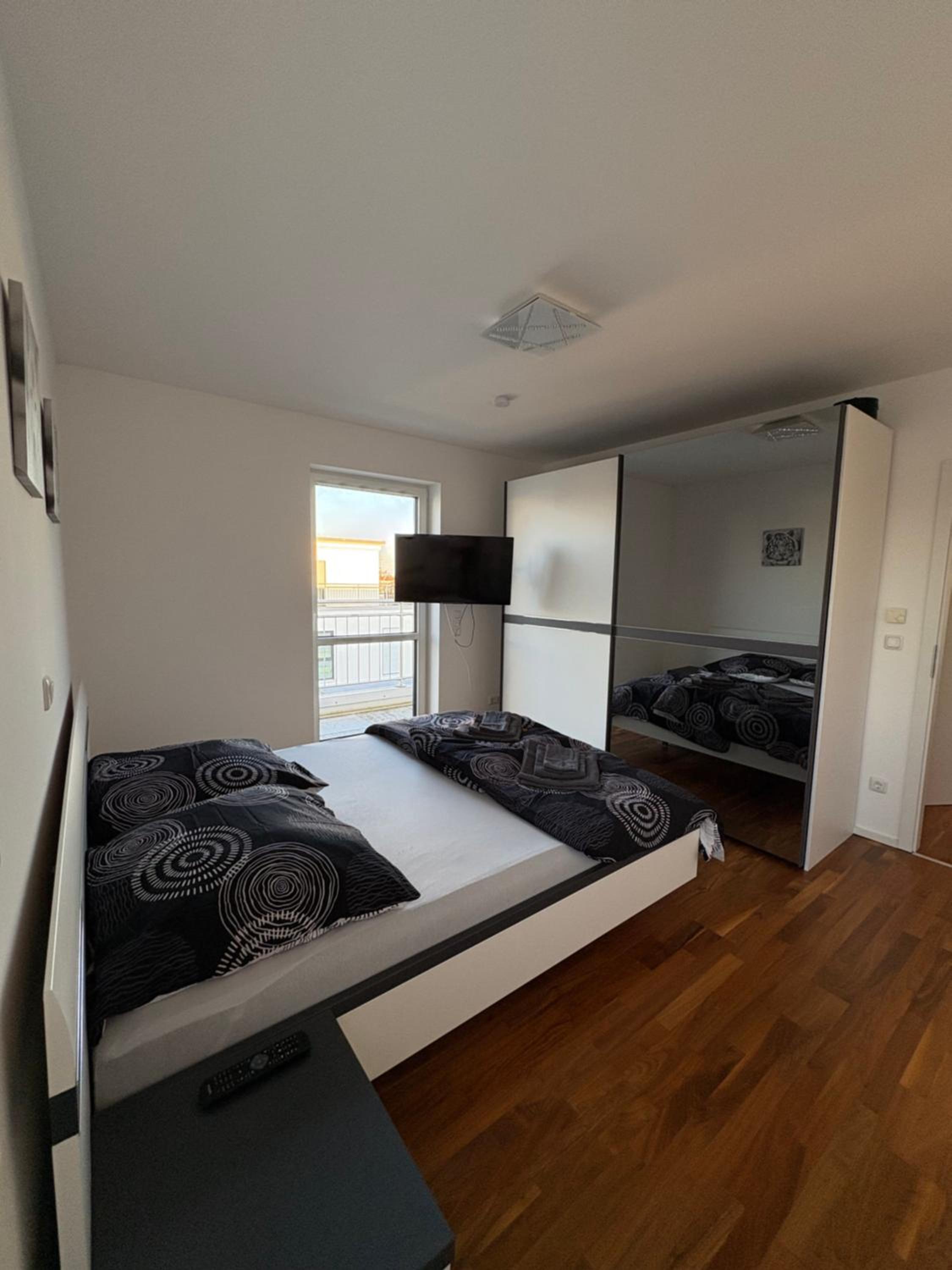 Modernes Serviced Apartment - FeWo Penthouse View