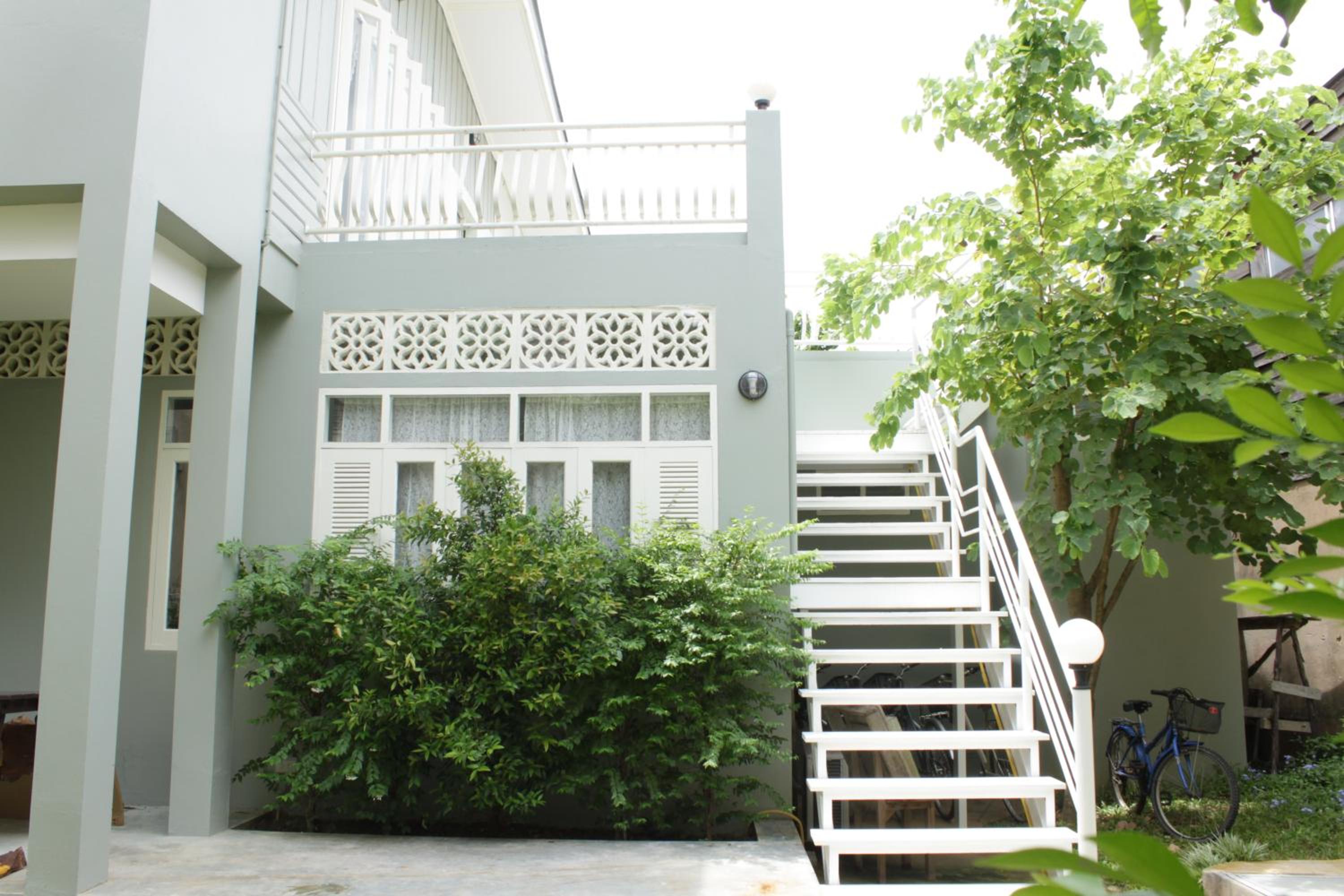 Lada House