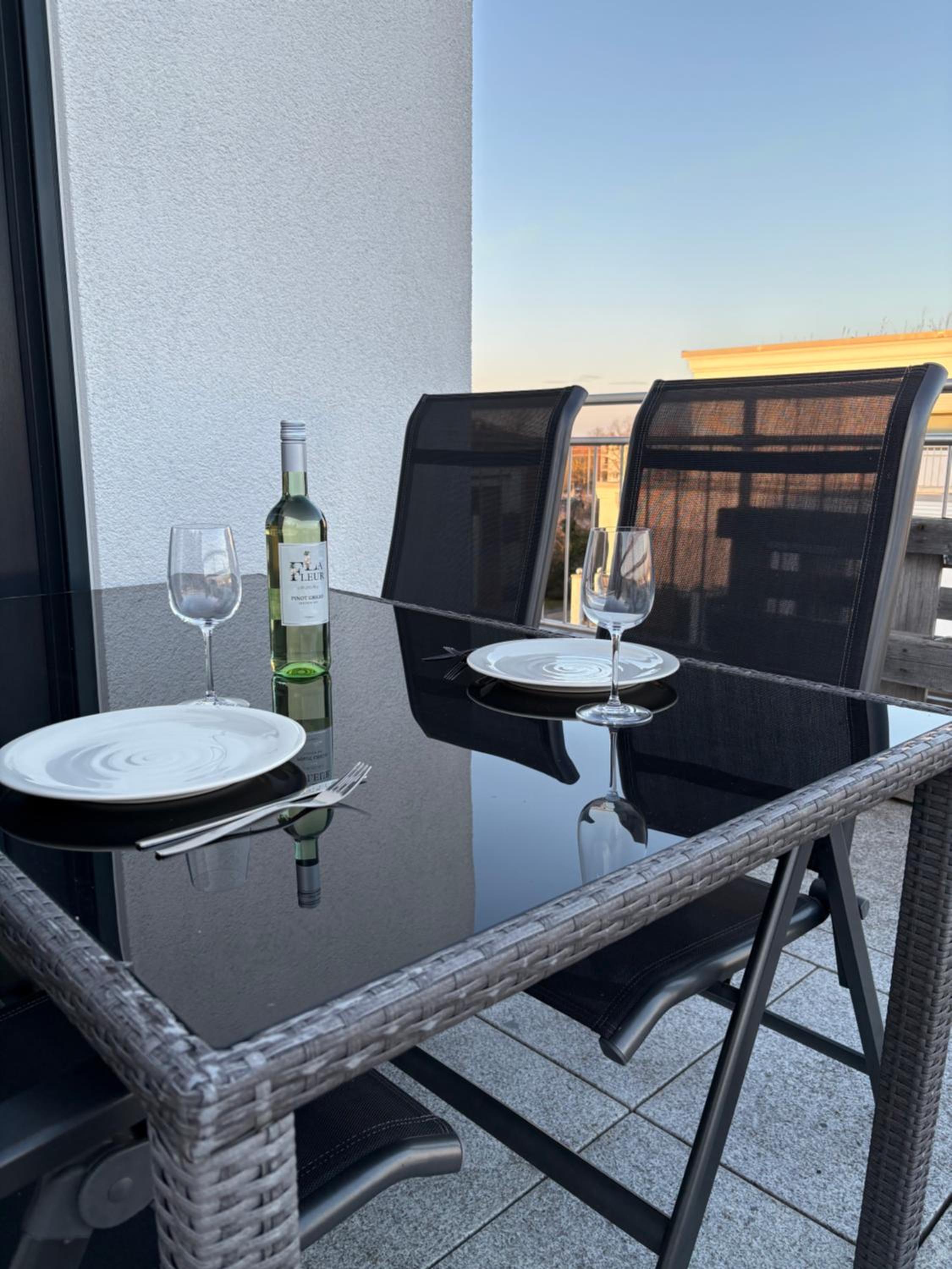 Modernes Serviced Apartment - FeWo Penthouse View
