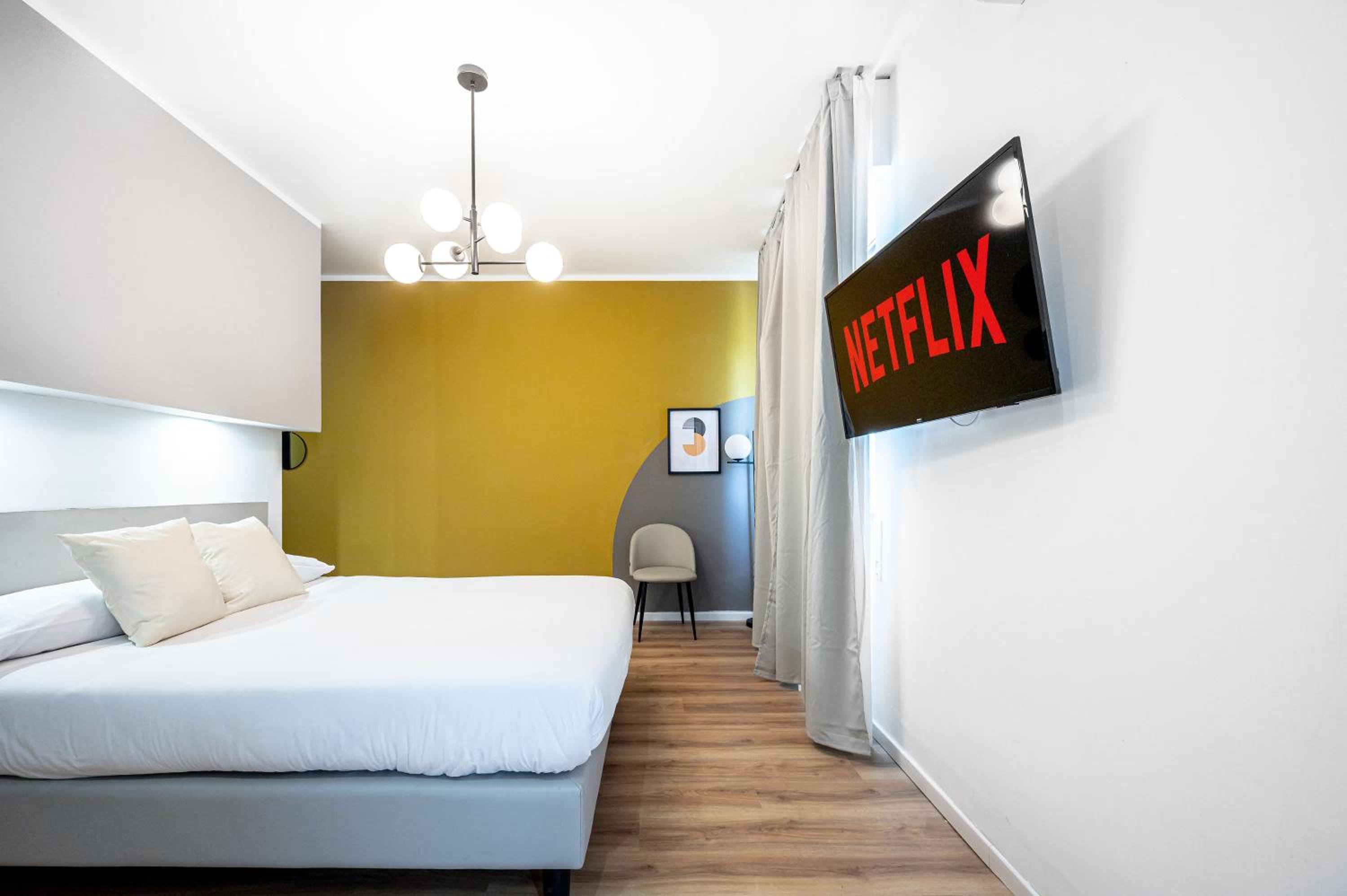 - NumberZ - Rooms Apartments and Suites with Wi-Fi and AC