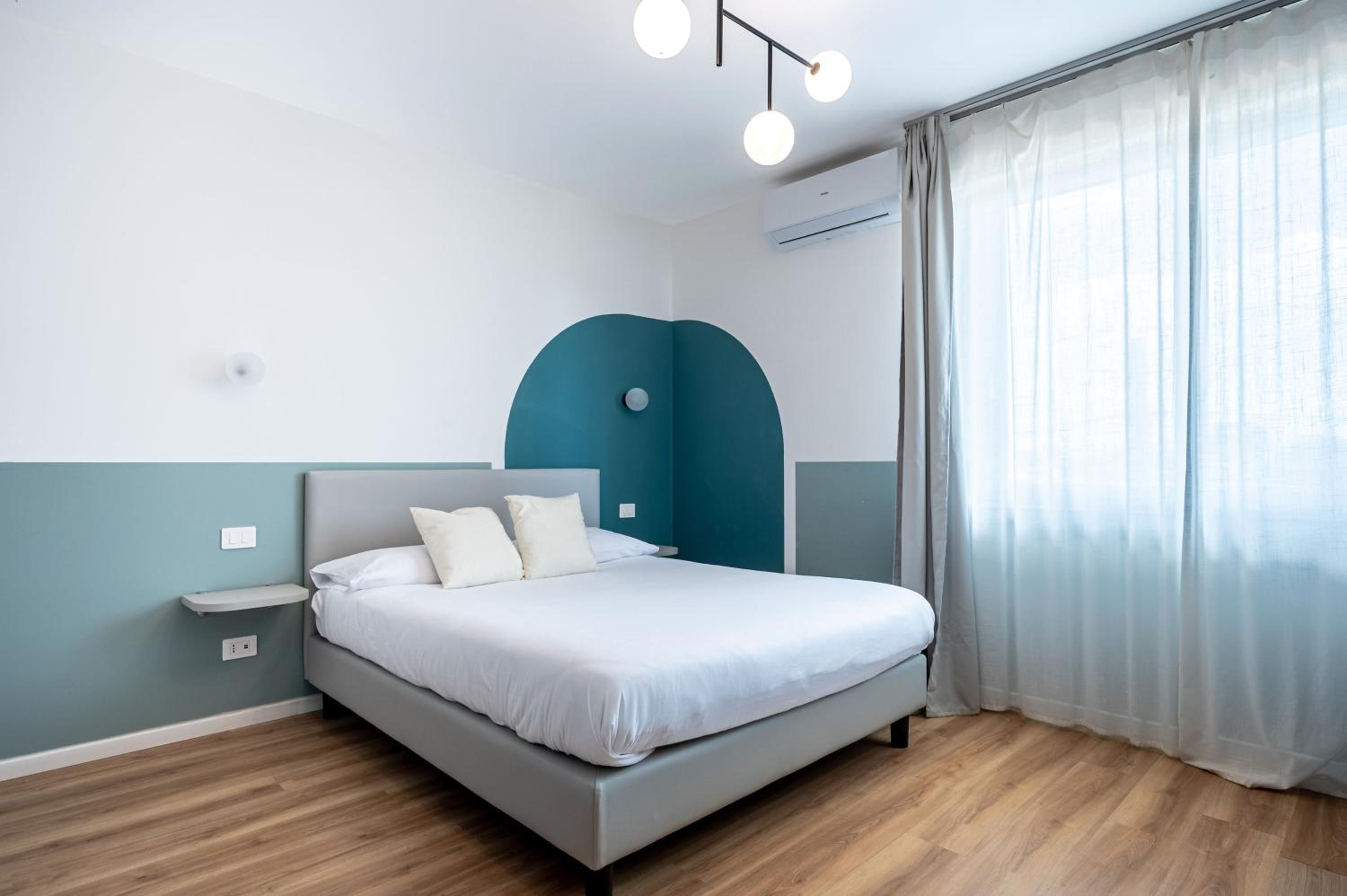 - NumberZ - Rooms Apartments and Suites with Wi-Fi and AC