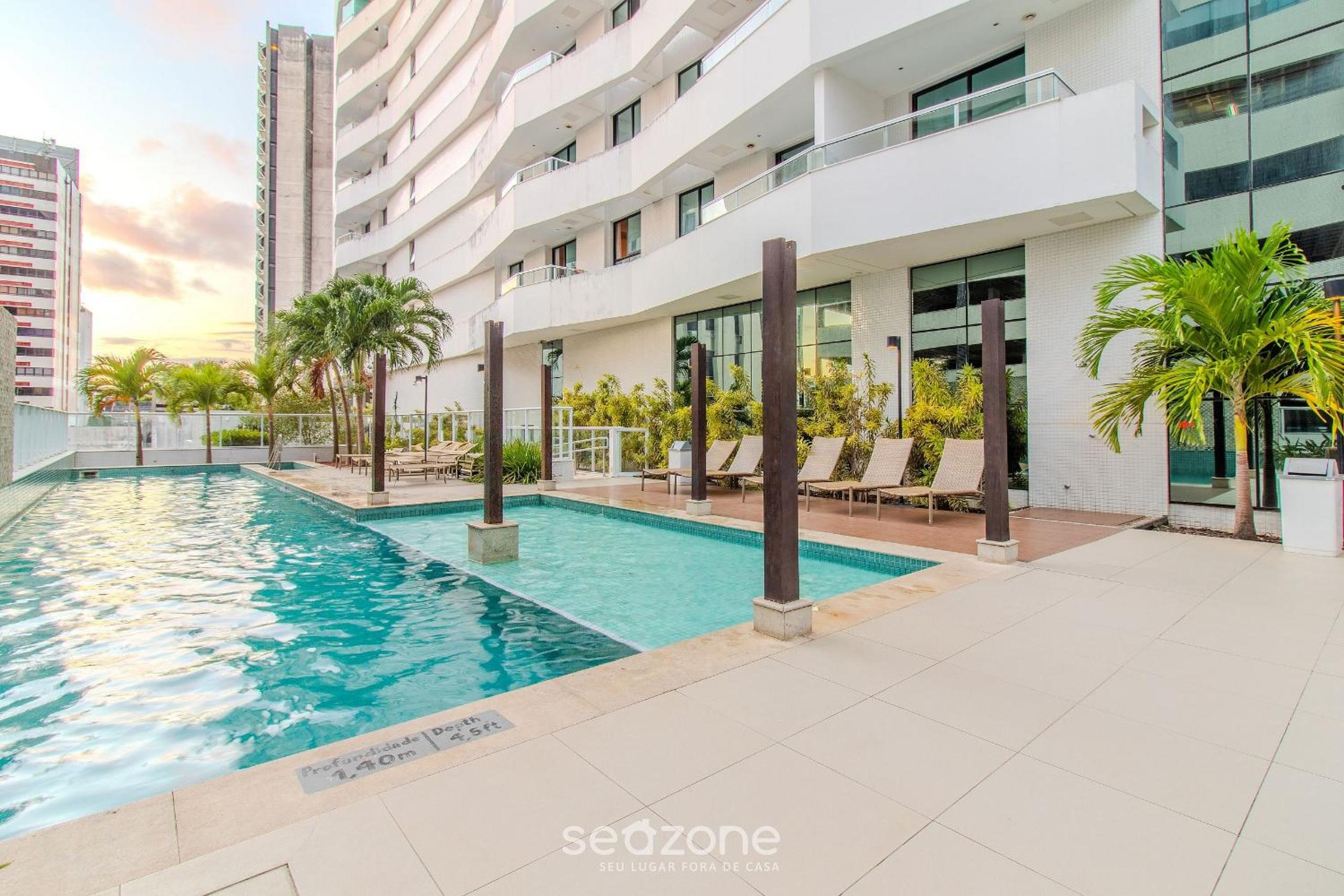 Accommodation with pool, sauna, and gym in the heart of Salvador - AAP