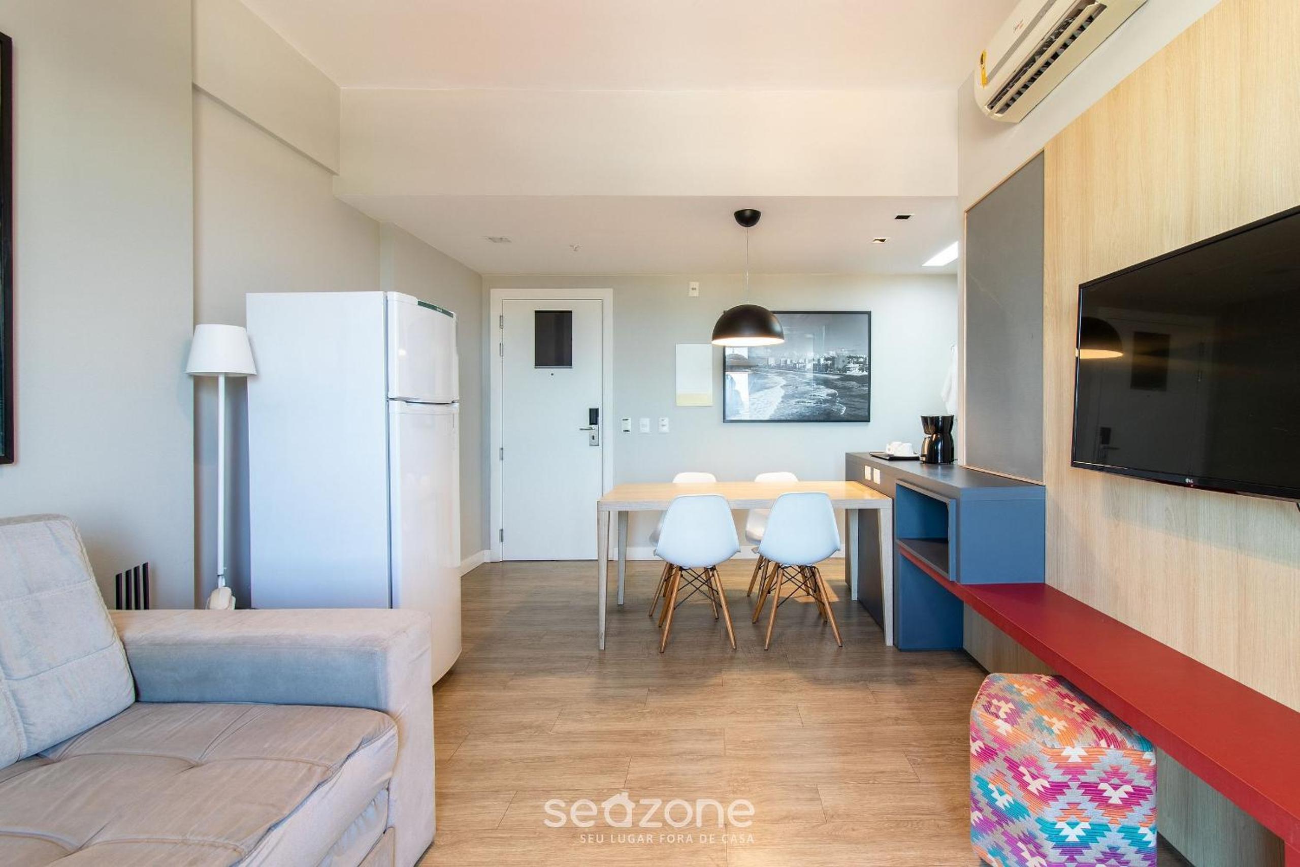 Accommodation with pool, sauna, and gym in the heart of Salvador - AAP