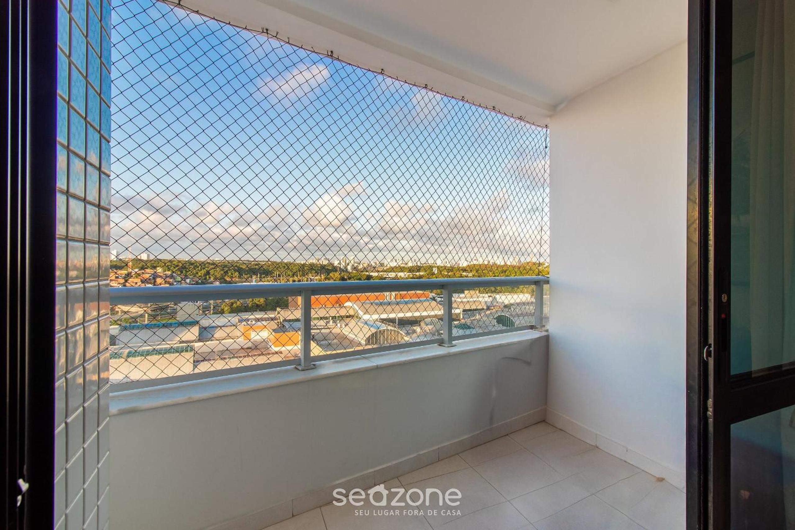 Accommodation with pool, sauna, and gym in the heart of Salvador - AAP