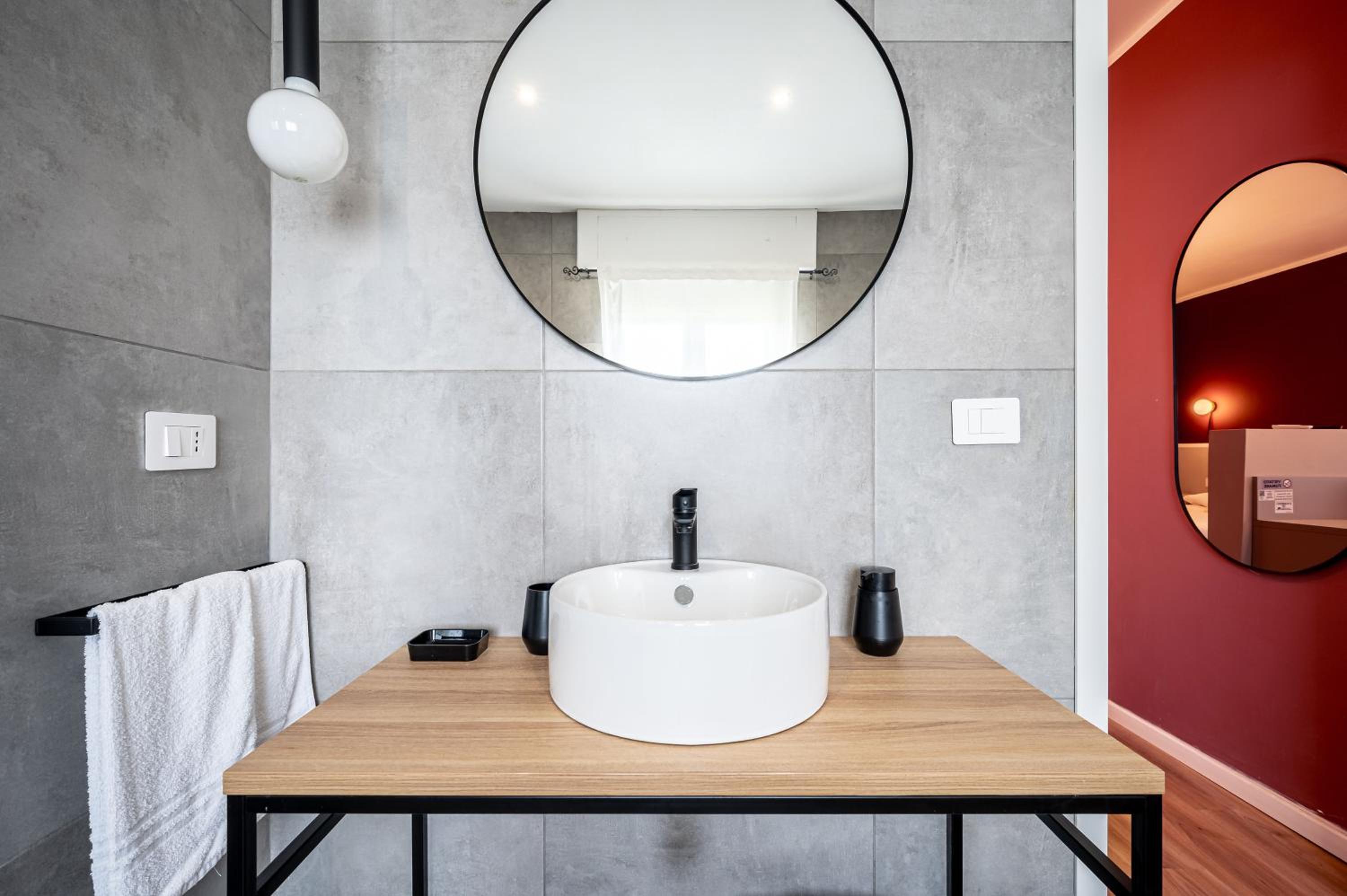 - NumberZ - Rooms Apartments and Suites with Wi-Fi and AC