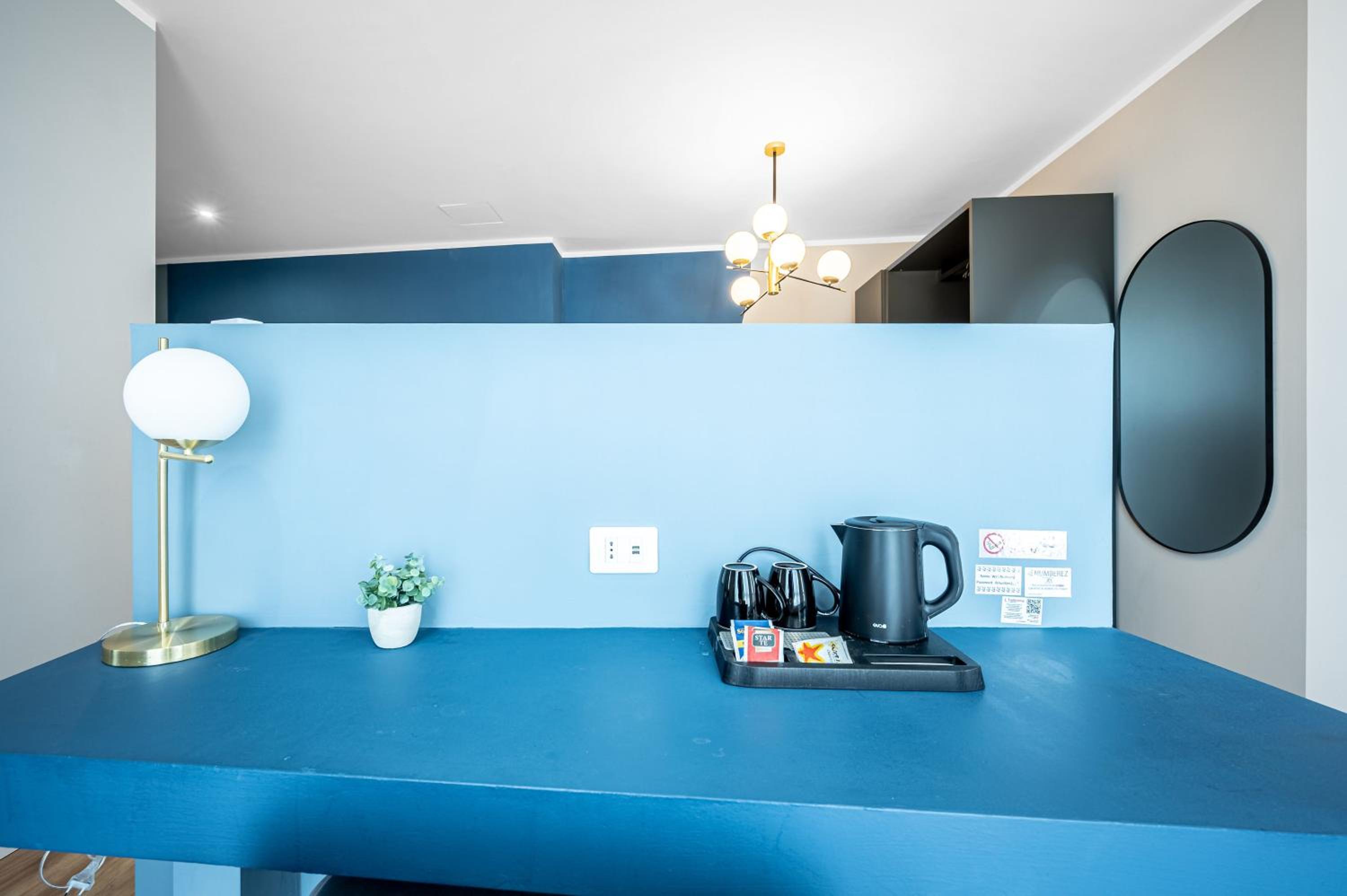 - NumberZ - Rooms Apartments and Suites with Wi-Fi and AC