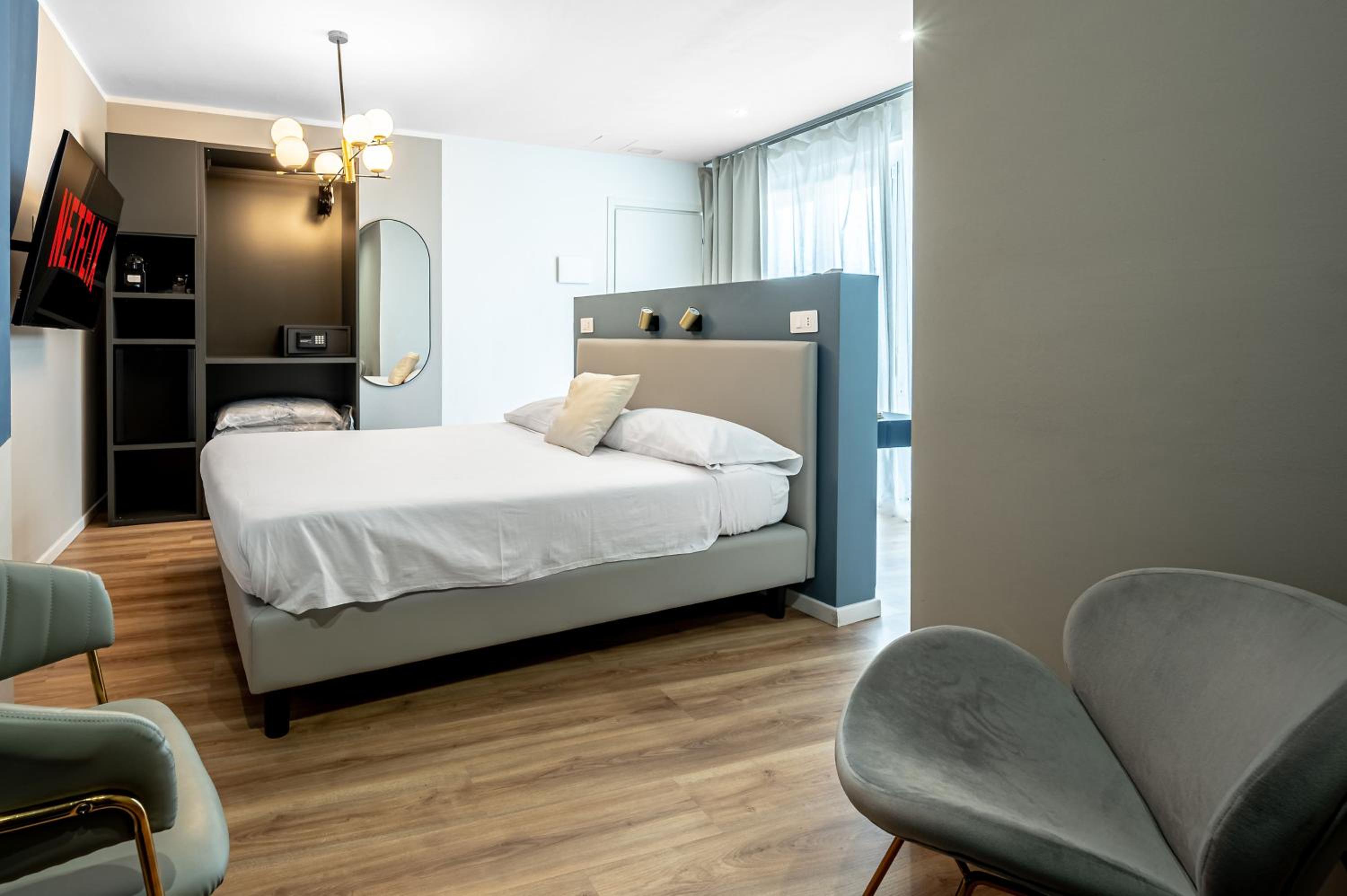 - NumberZ - Rooms Apartments and Suites with Wi-Fi and AC