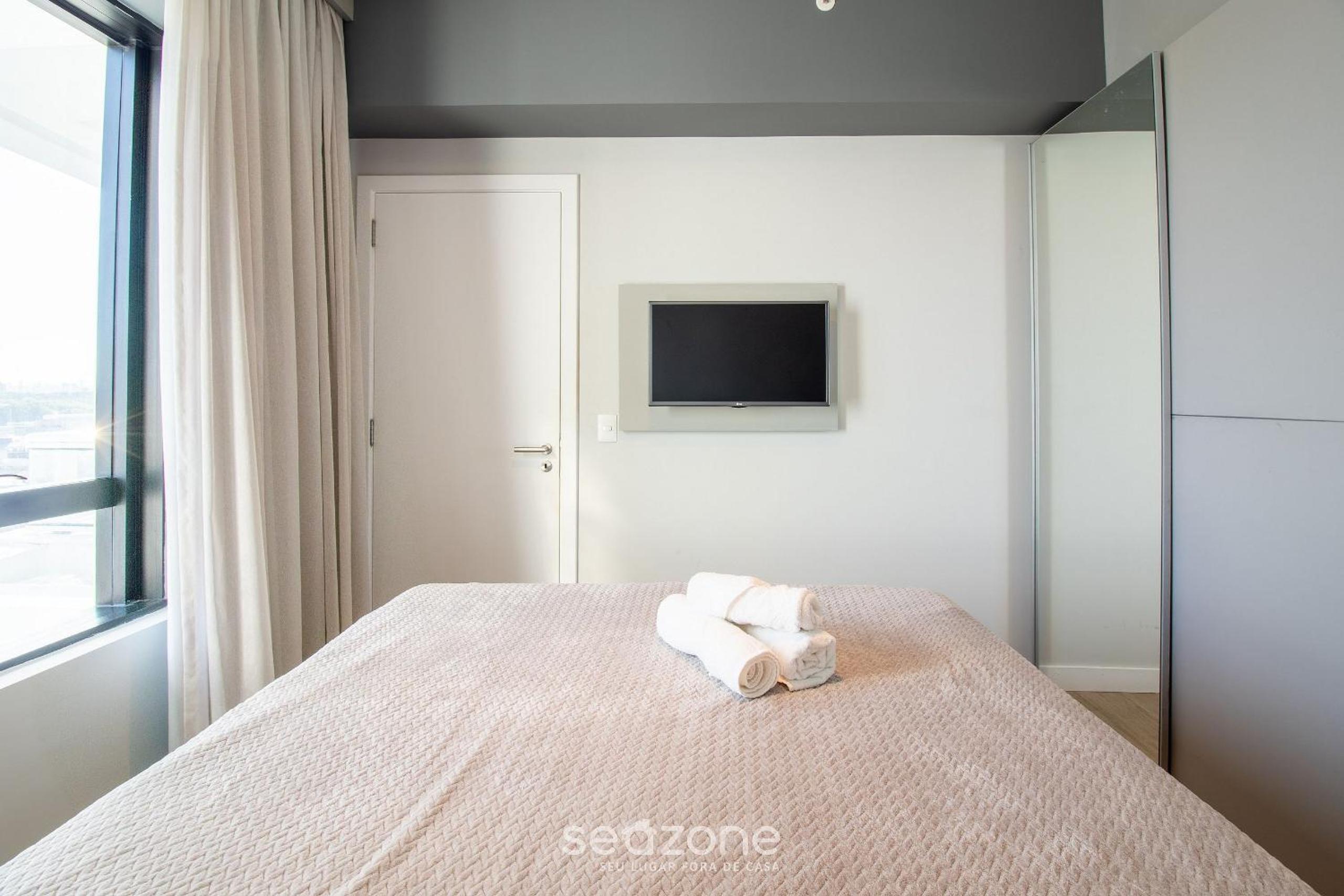 Accommodation with pool, sauna, and gym in the heart of Salvador - AAP