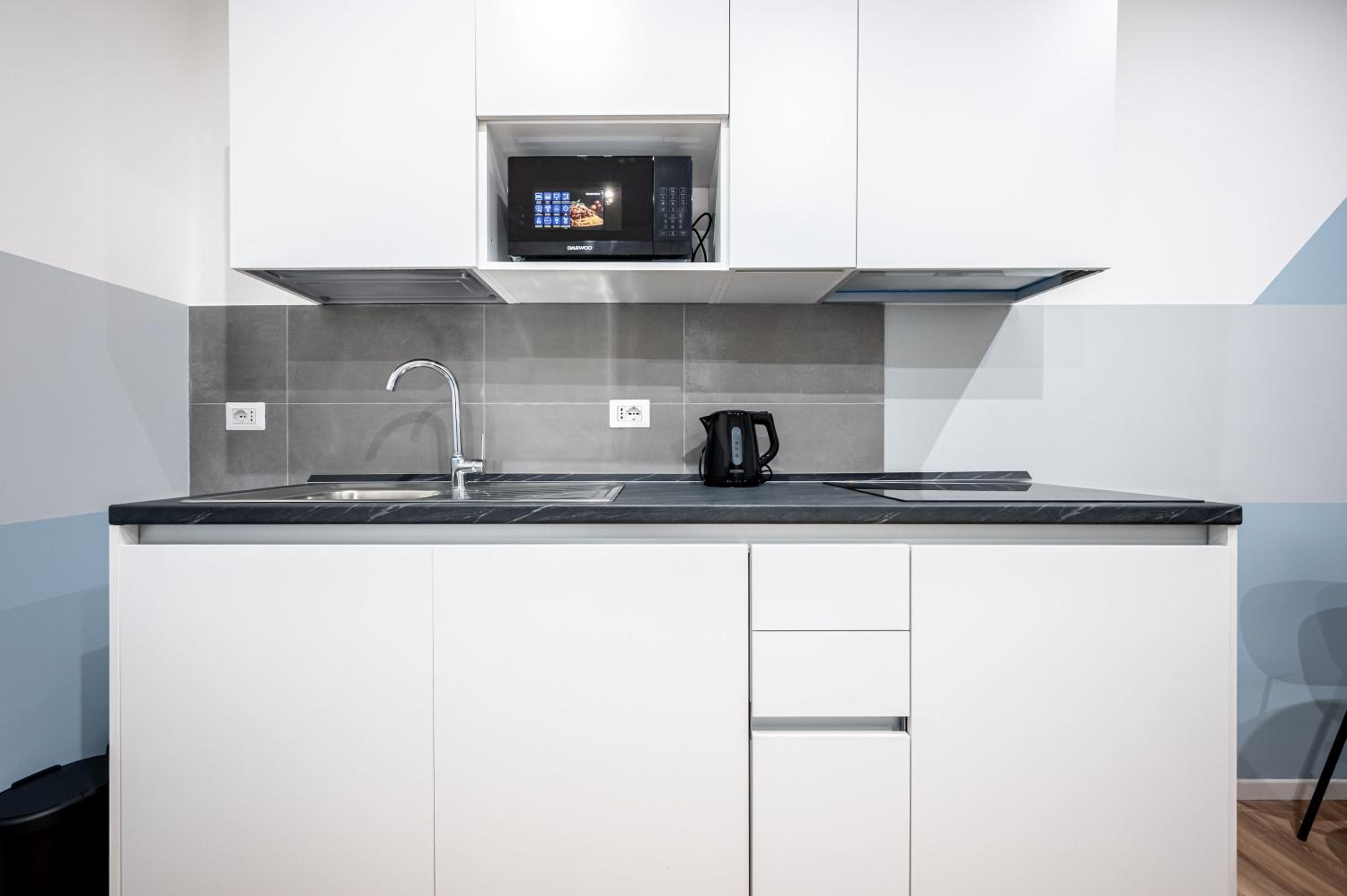 - NumberZ - Rooms Apartments and Suites with Wi-Fi and AC