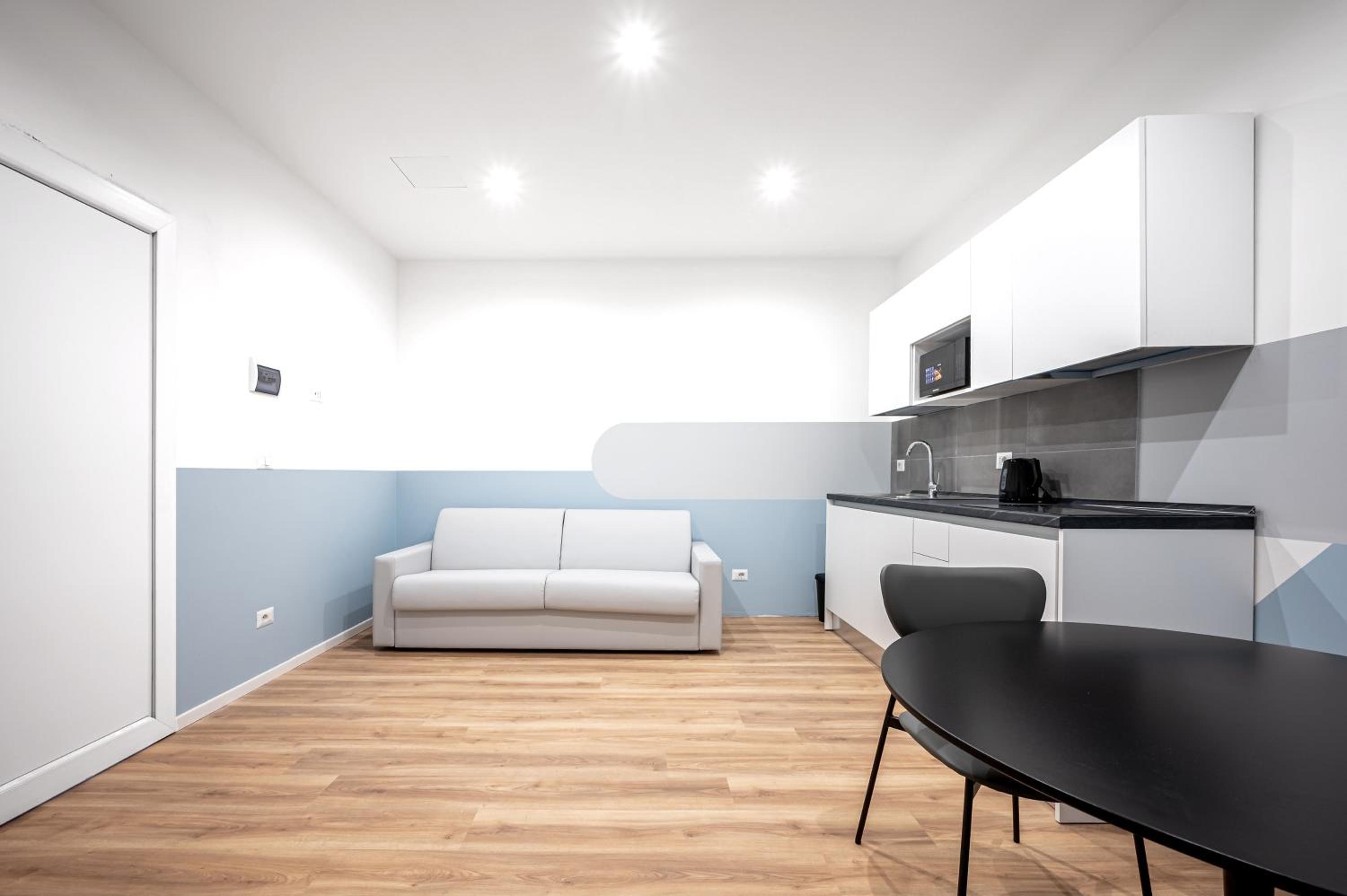 - NumberZ - Rooms Apartments and Suites with Wi-Fi and AC