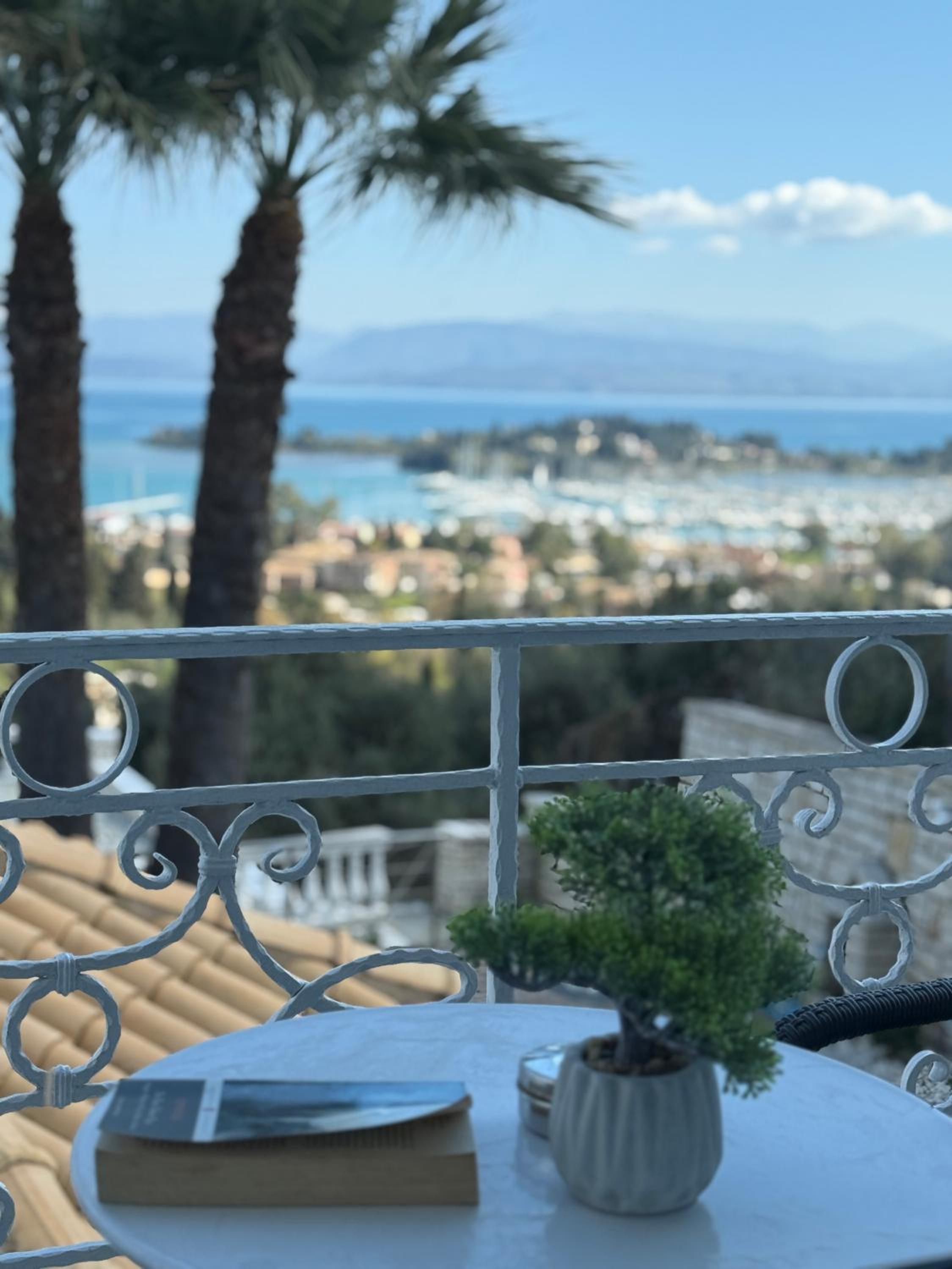 Villa La Vista Residence - Exclusive Sea View Villa with 2 private pools
