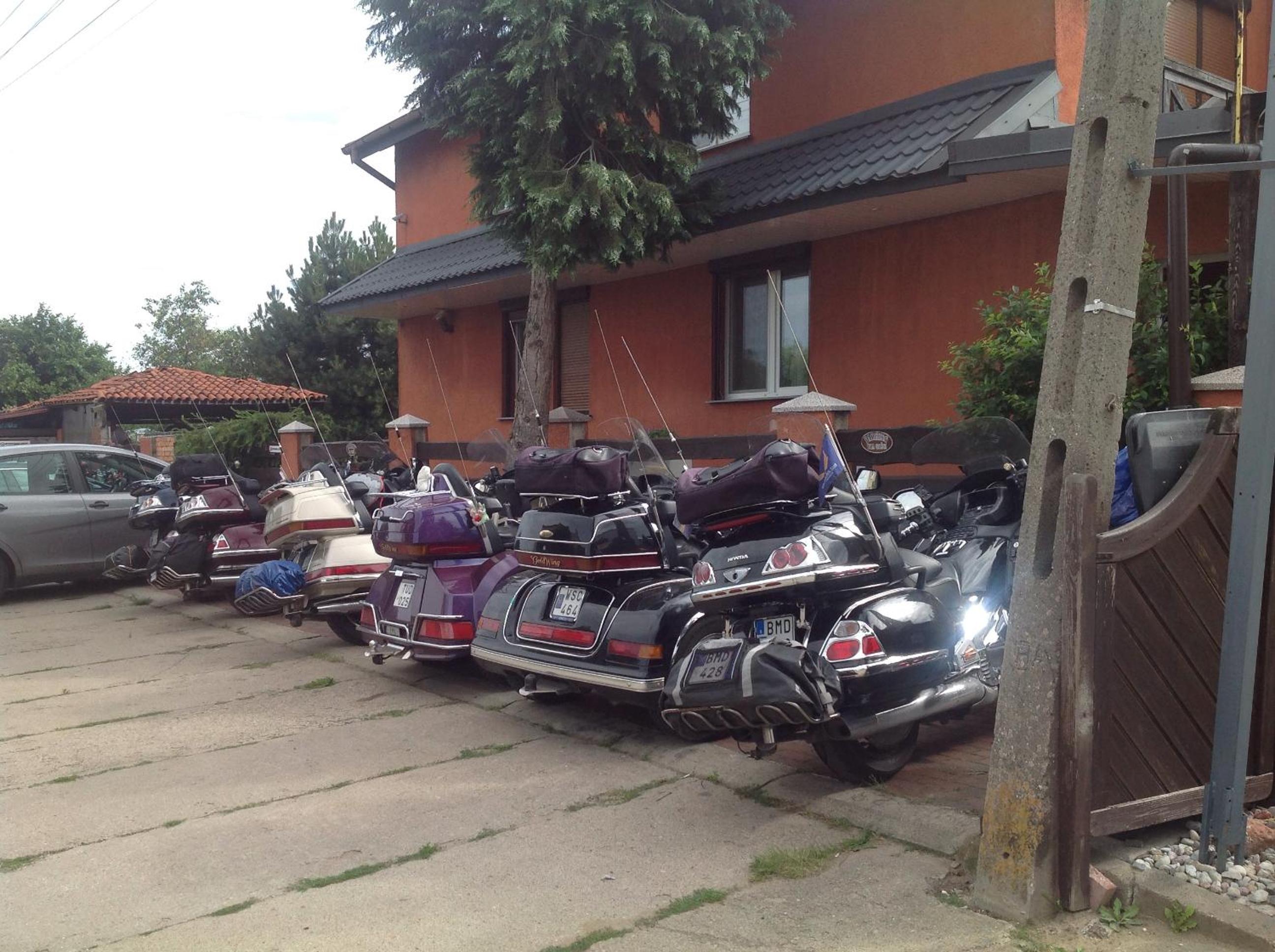 Photo 6