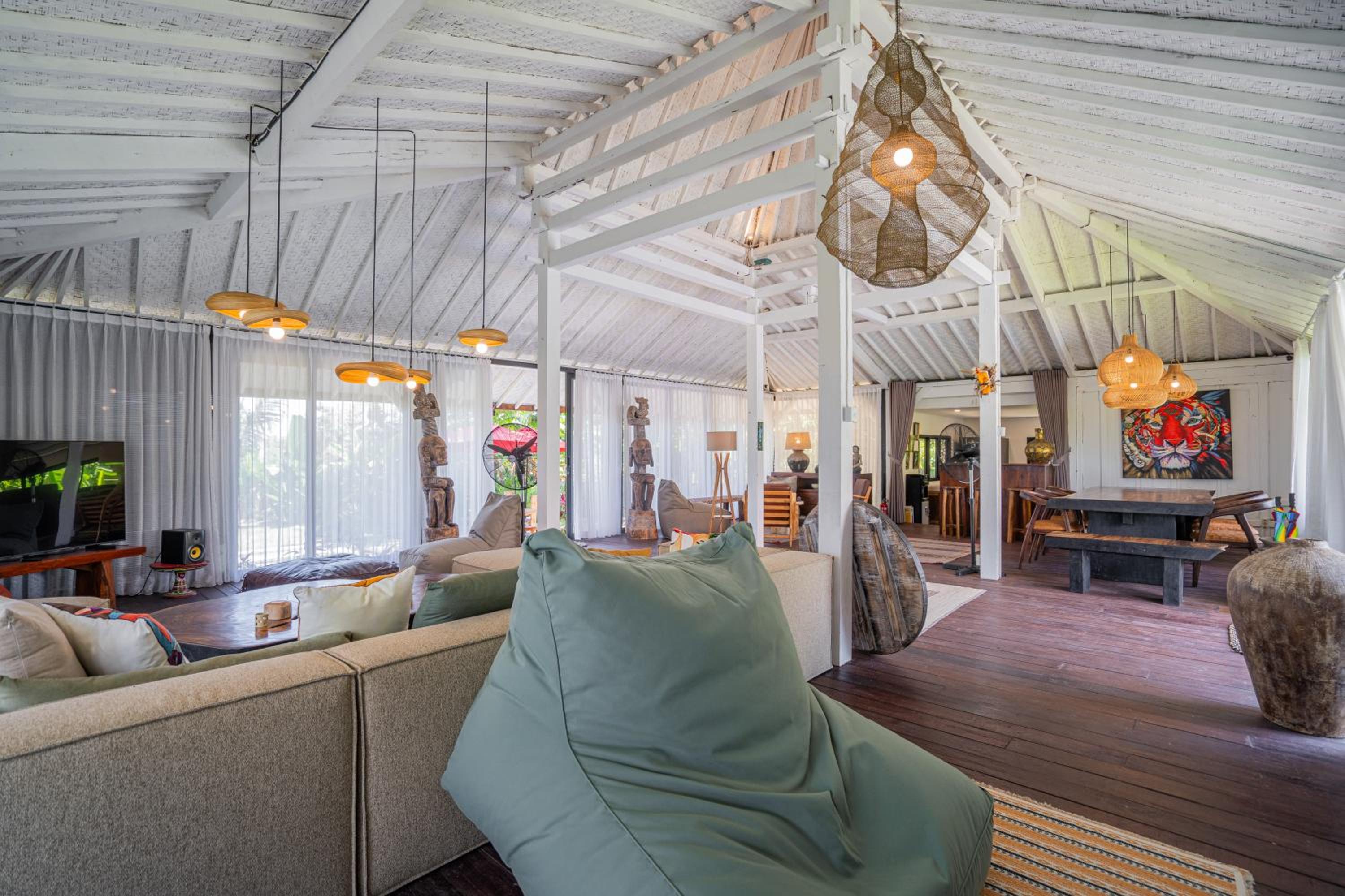 Villa Taman Sari - 3BR Villa near Tanah lot