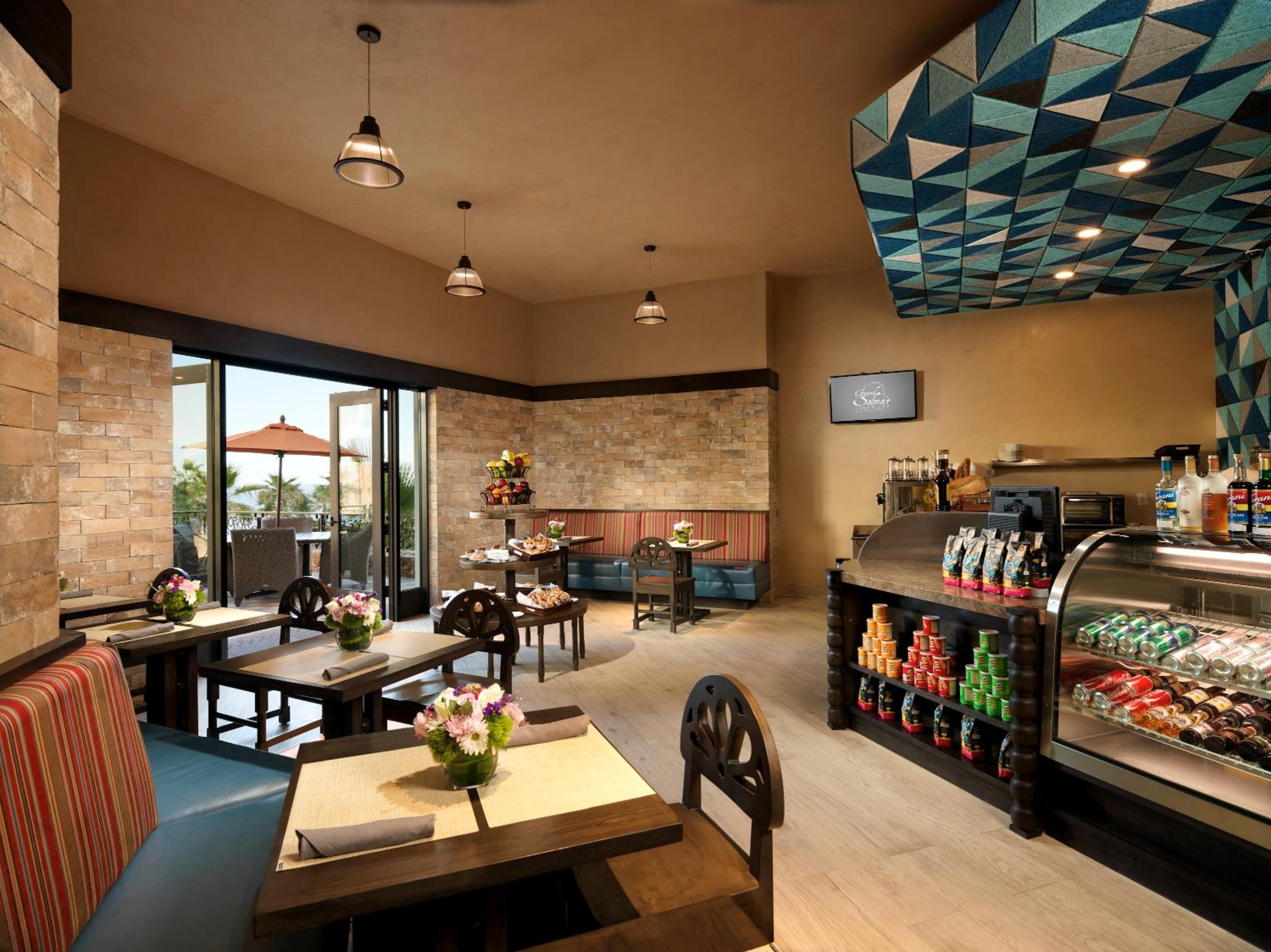 Grand Solmar Land's End Resort & Spa