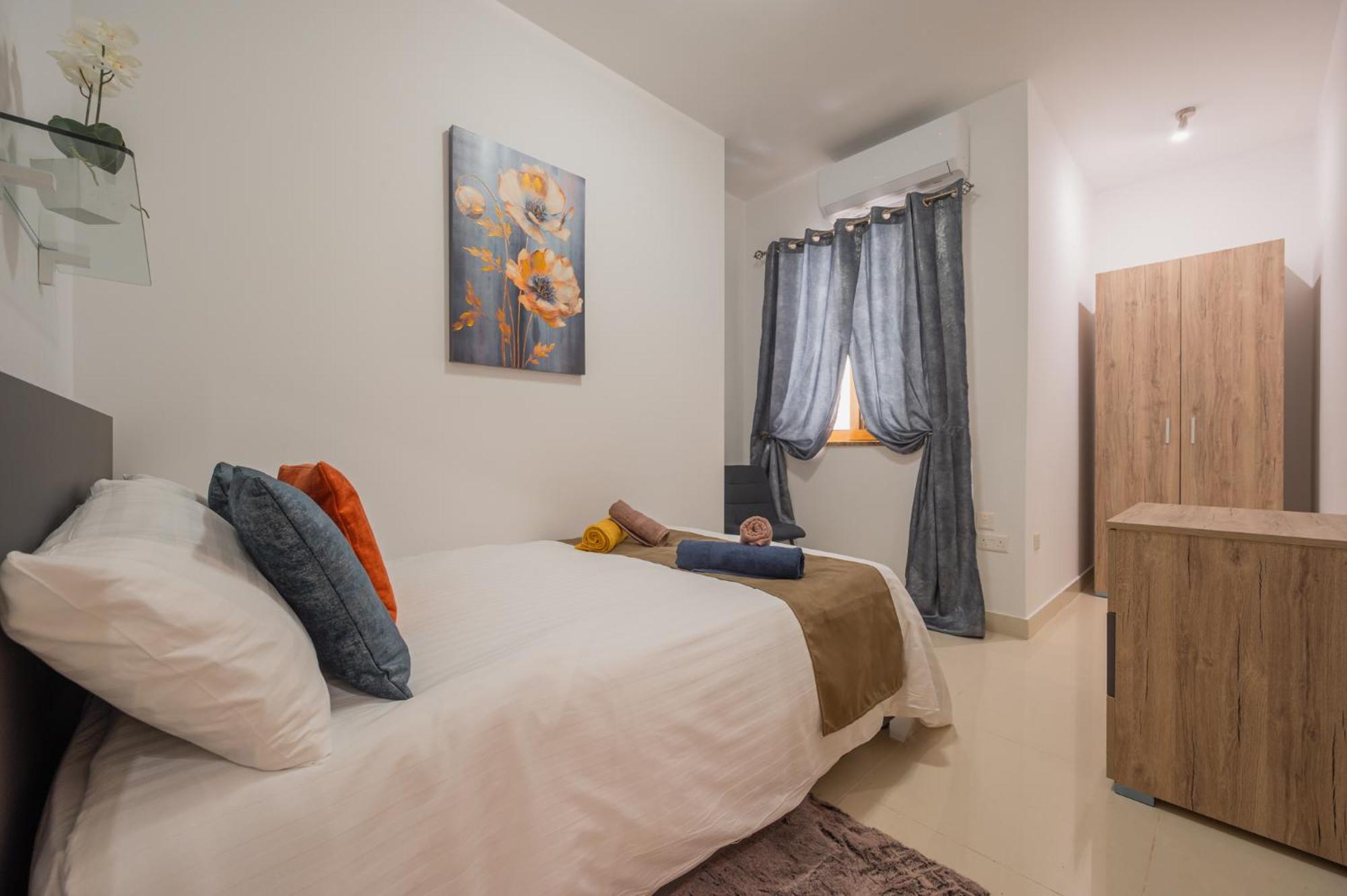 Girna - Entire 3BR Ground floor Charming Apartment