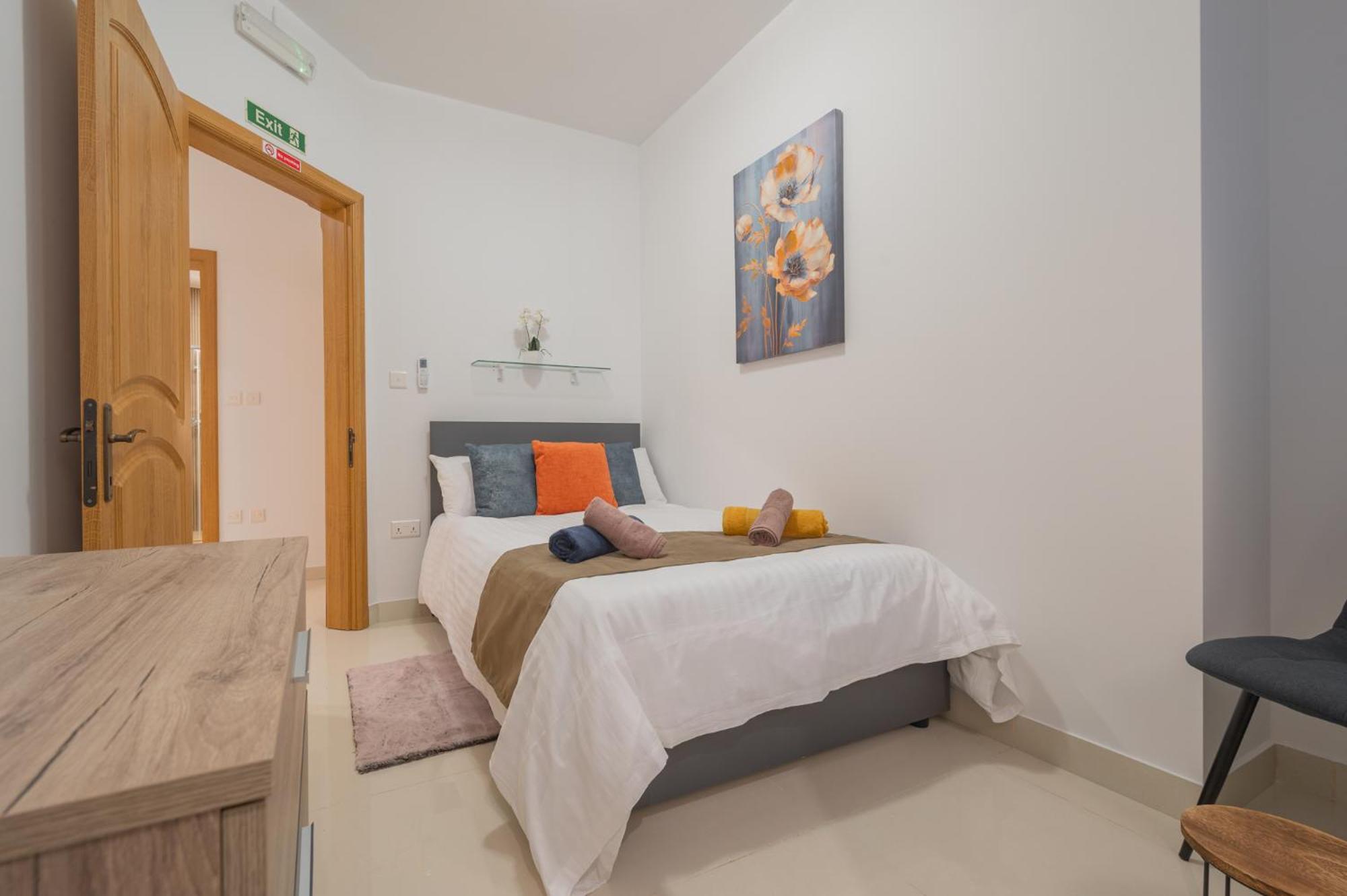 Girna - Entire 3BR Ground floor Charming Apartment