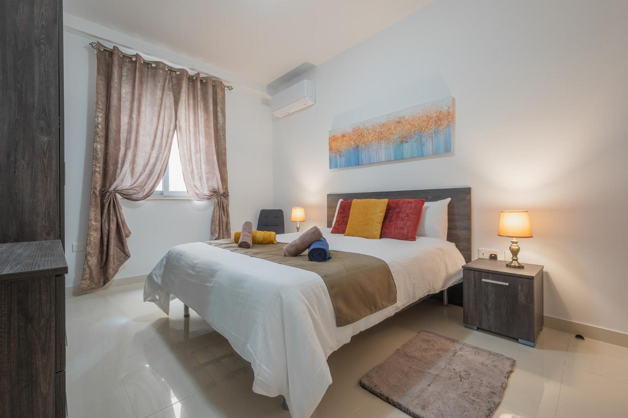 Girna - Entire 3BR Ground floor Charming Apartment