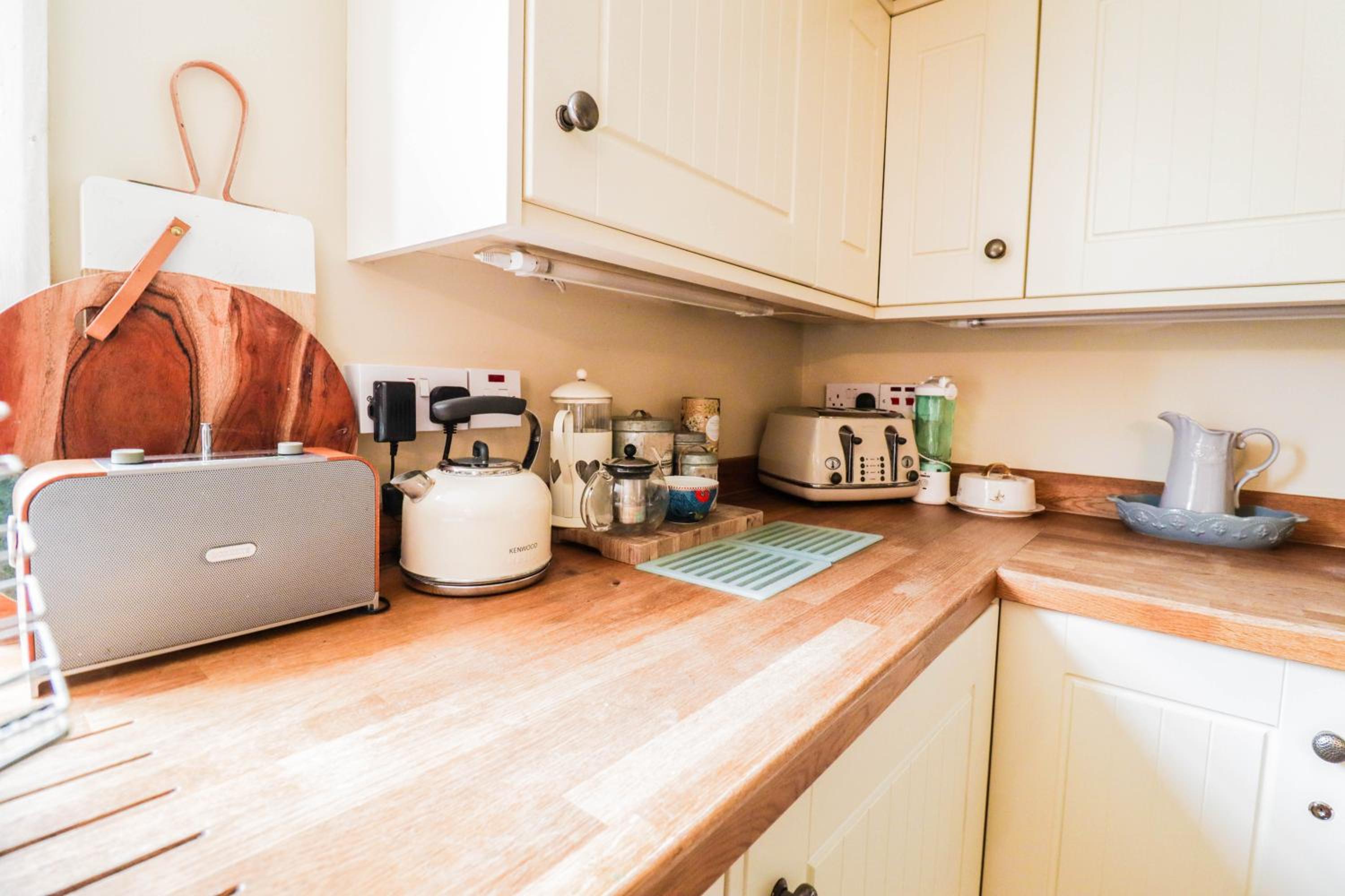 Beautifully Designed Cottage Free WiFi
