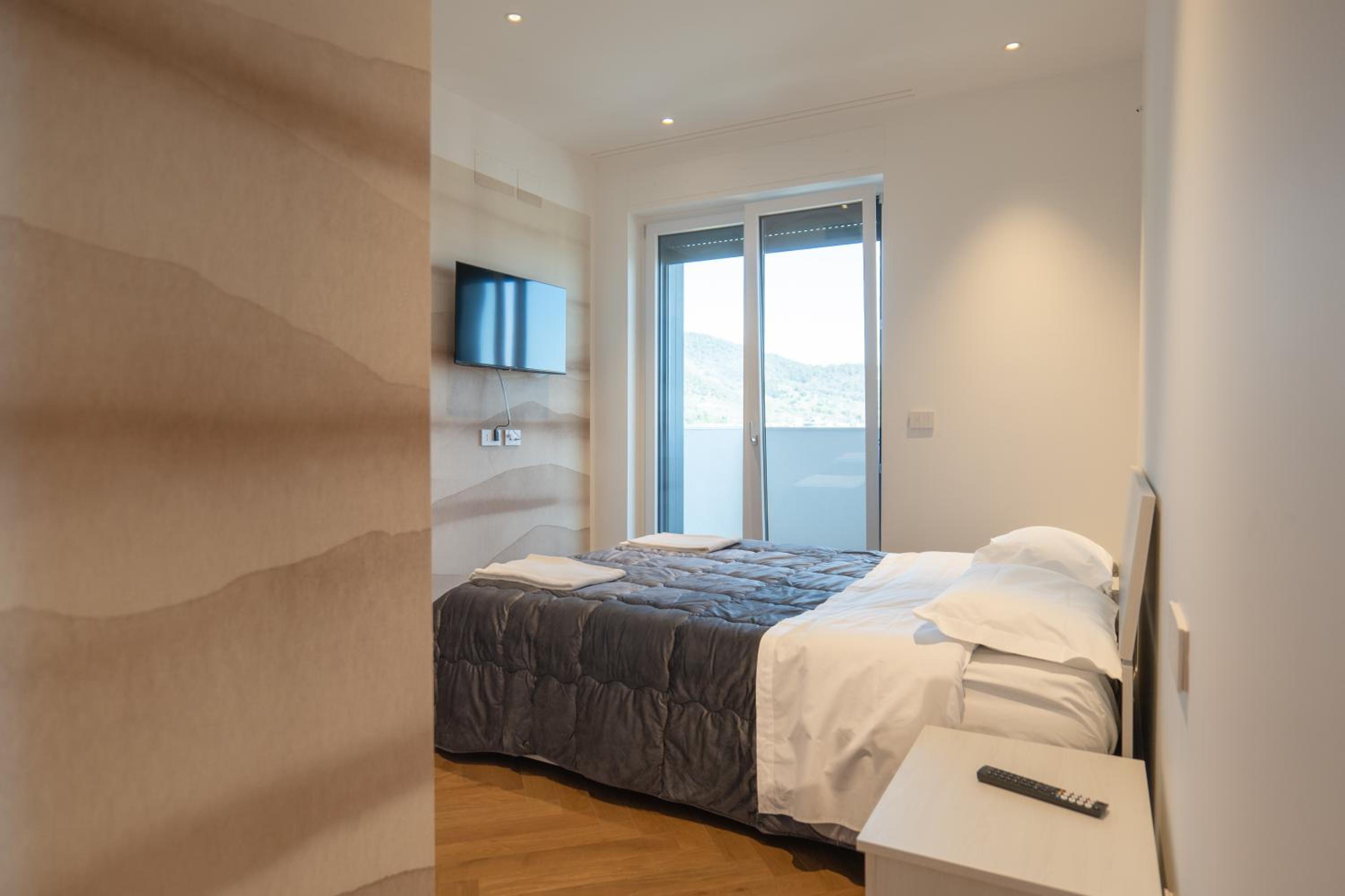 Porta del Mare - Luxury Beachfront Apartments
