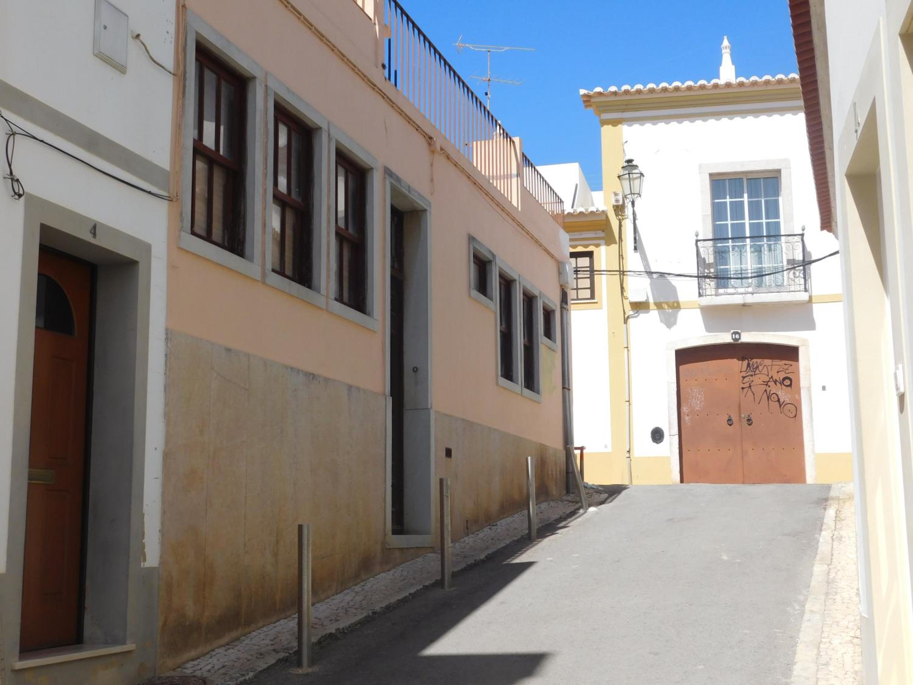 Dinas Guesthouse