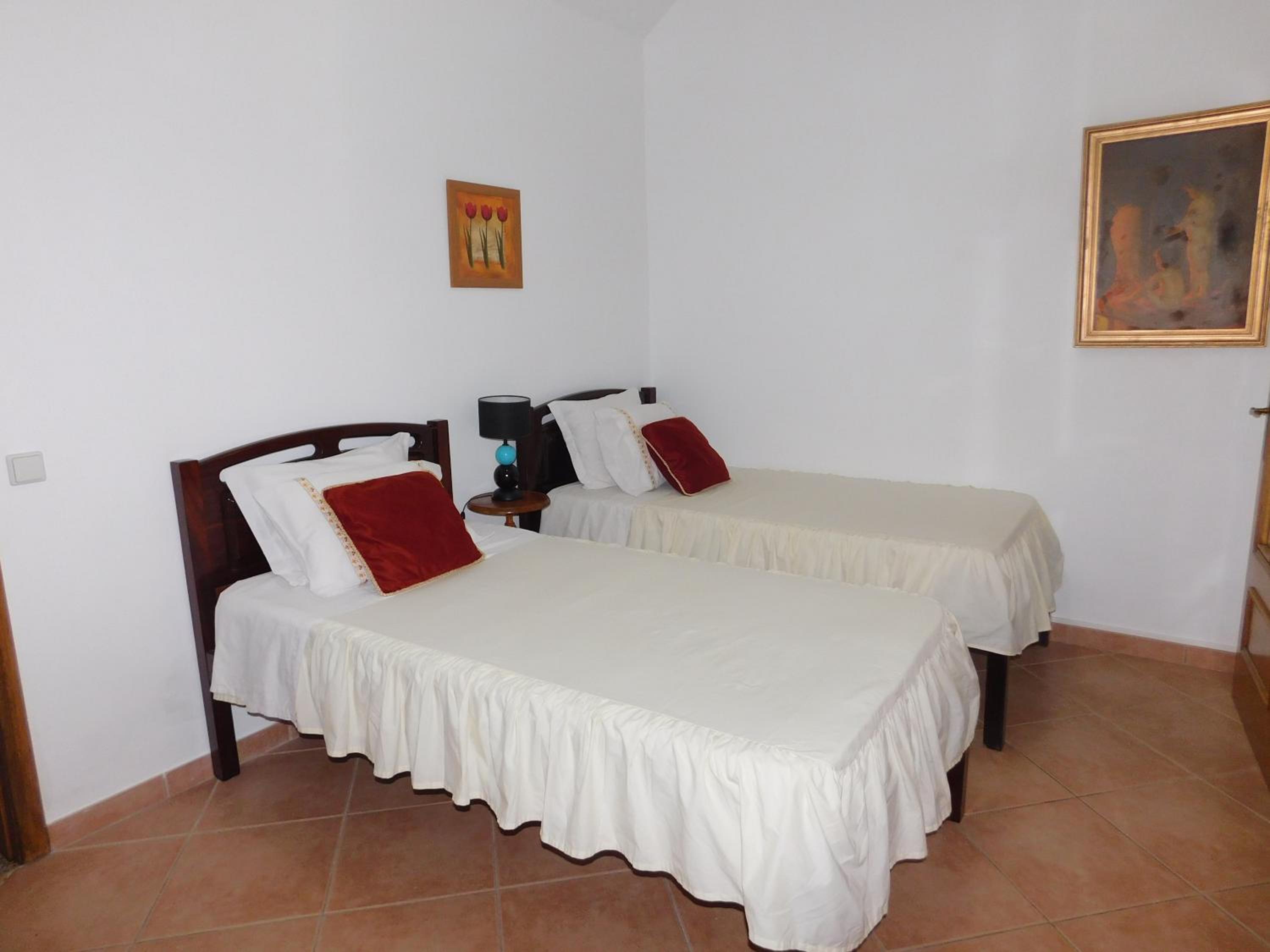 Dinas Guesthouse