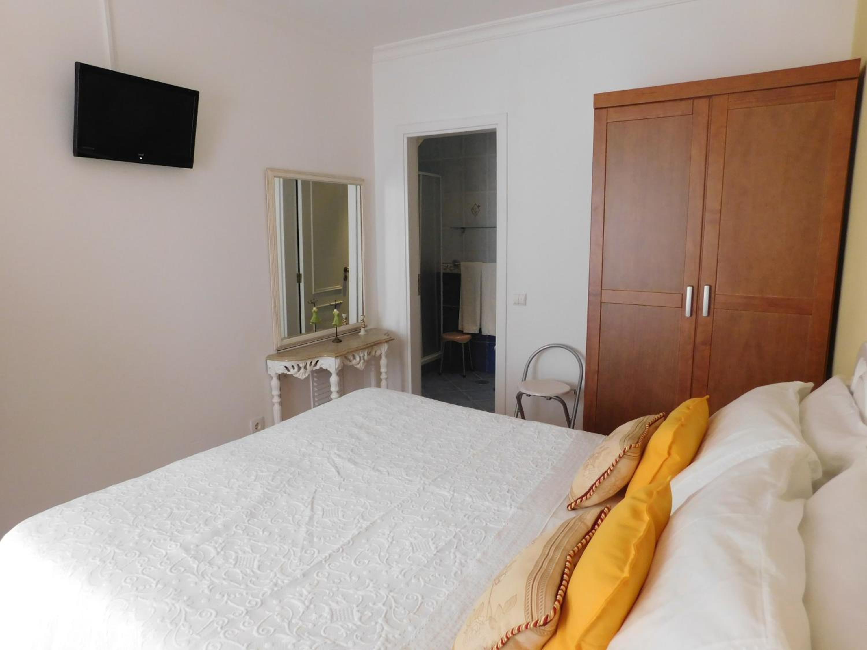 Dinas Guesthouse