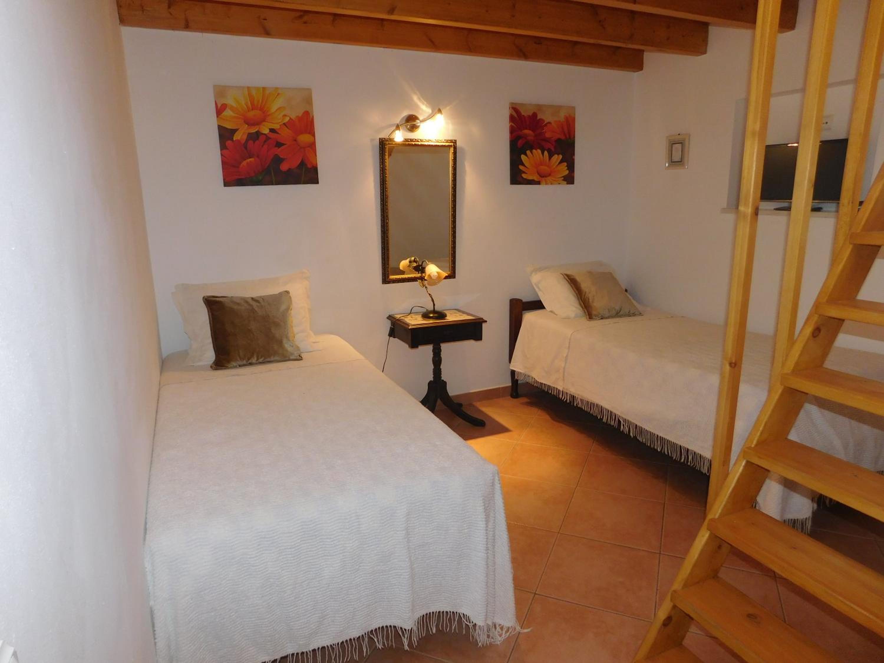 Dinas Guesthouse