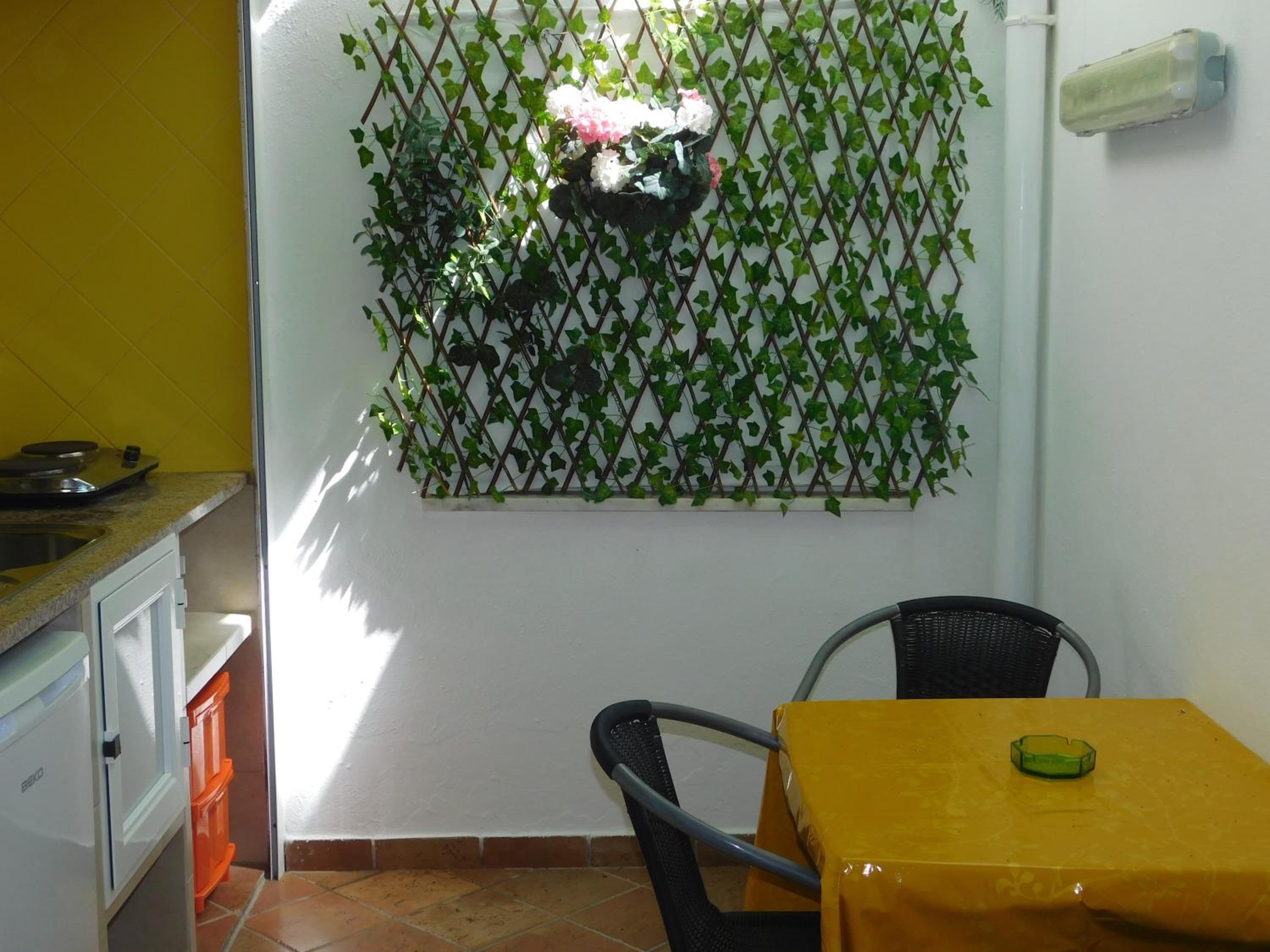 Dinas Guesthouse