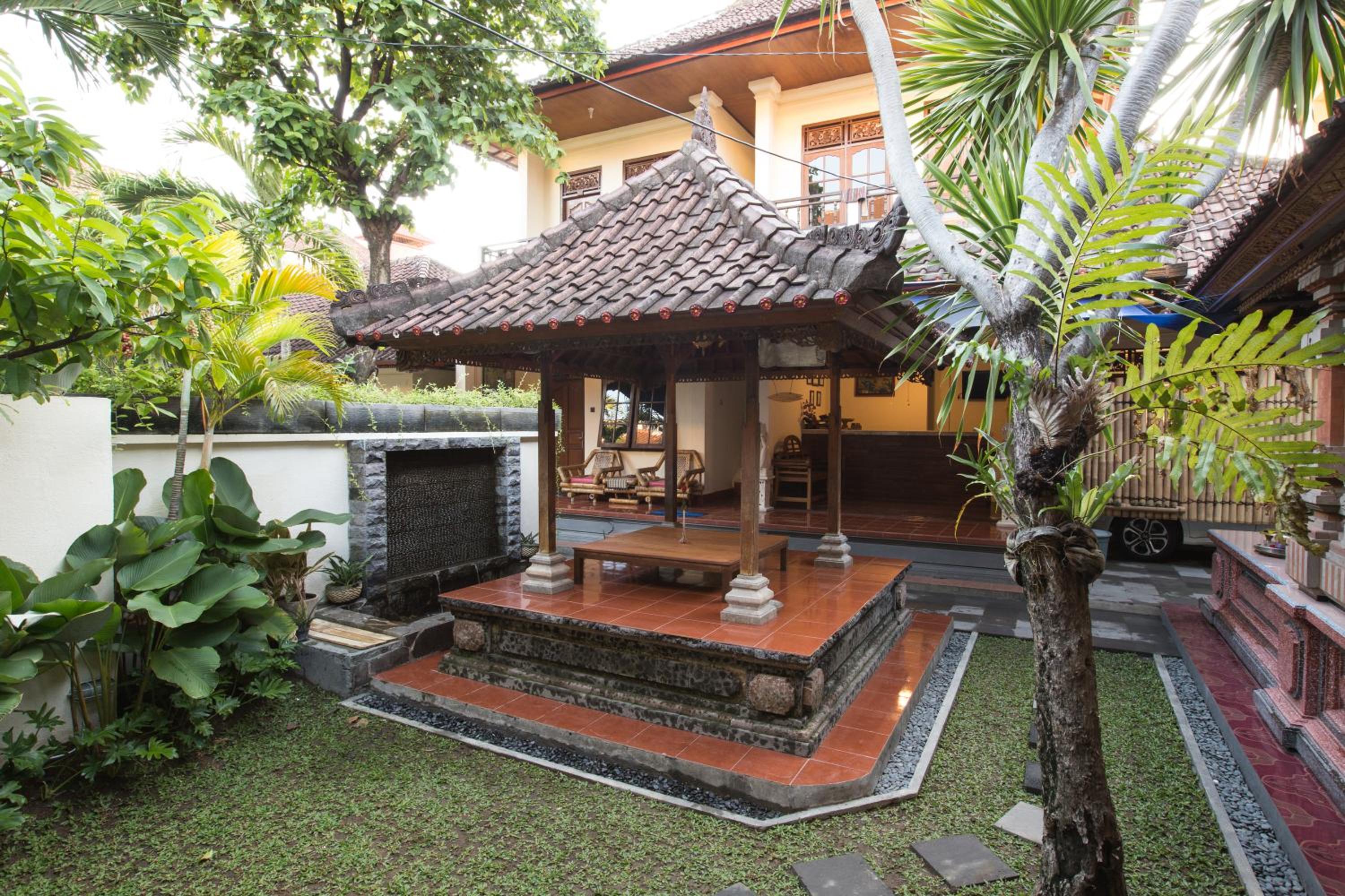 Sari Indah Cottages