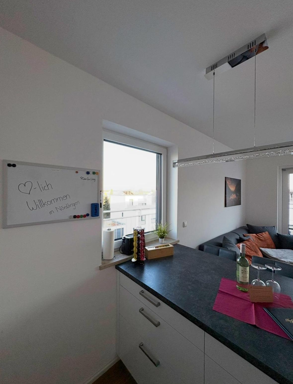 Modernes Serviced Apartment - FeWo Penthouse View